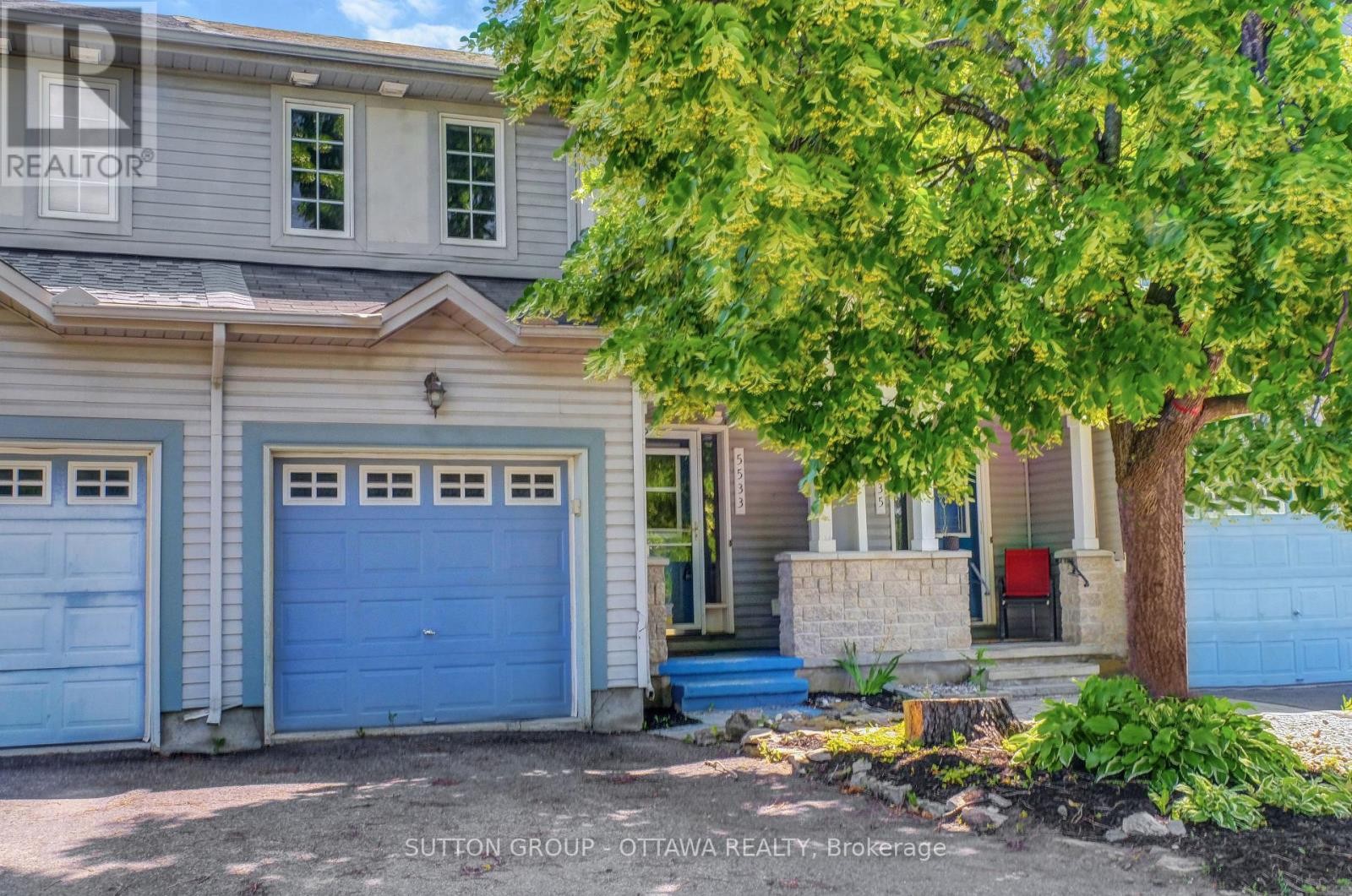 












5533 DOCTOR LEACH DRIVE

,
Ottawa,




Ontario
K4M1L6

