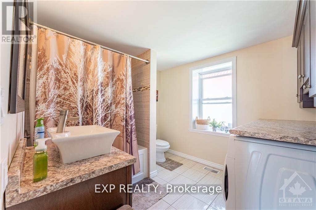 












50 VICTORIA STREET E

,
North Glengarry,




Ontario
K0C1A0

