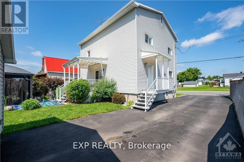 












50 VICTORIA STREET E

,
North Glengarry,




Ontario
K0C1A0

