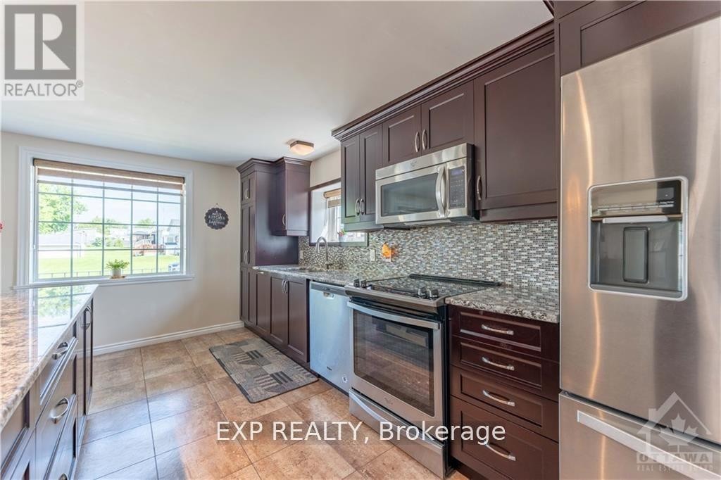 












50 VICTORIA STREET E

,
North Glengarry,




Ontario
K0C1A0

