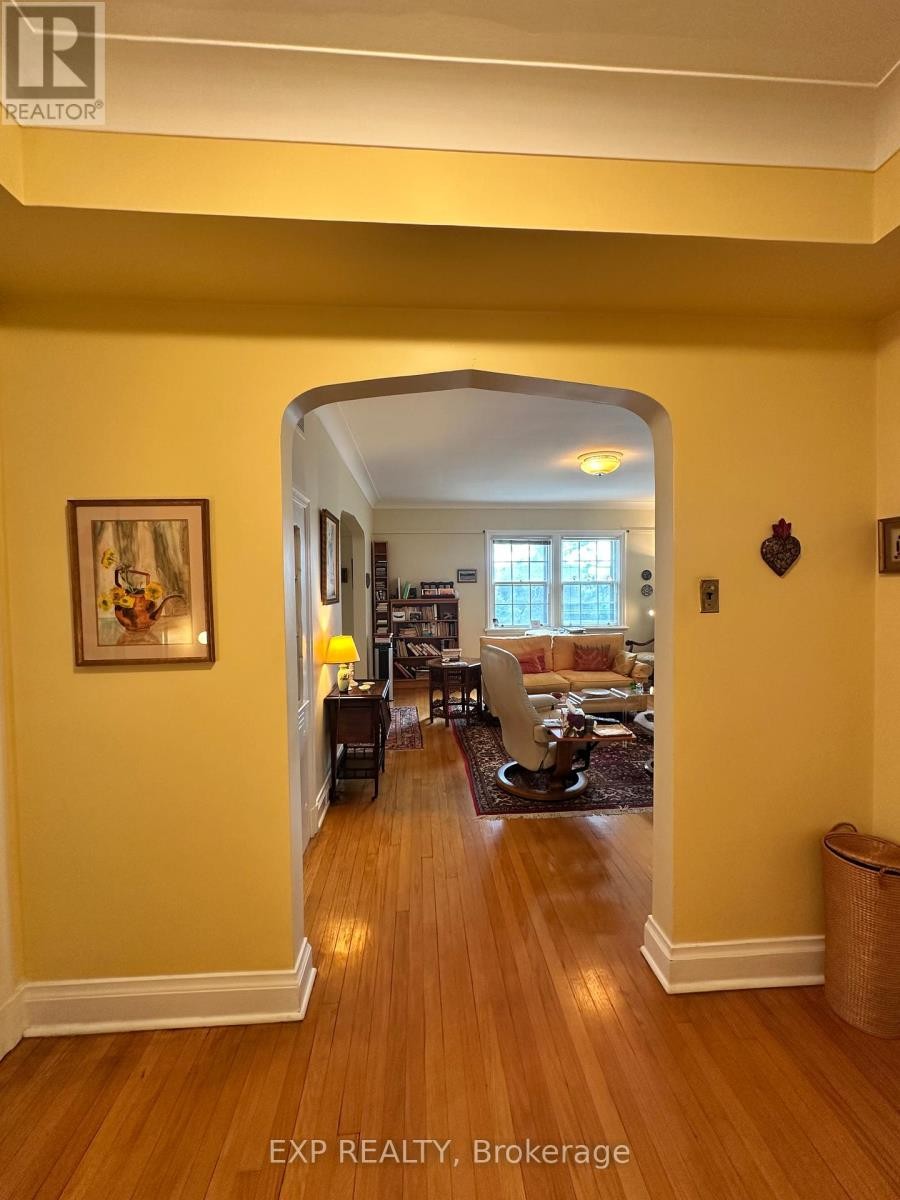 












2 - 592 QUEEN ELIZABETH DRIVE

,
Ottawa,




Ontario
K1S3N5

