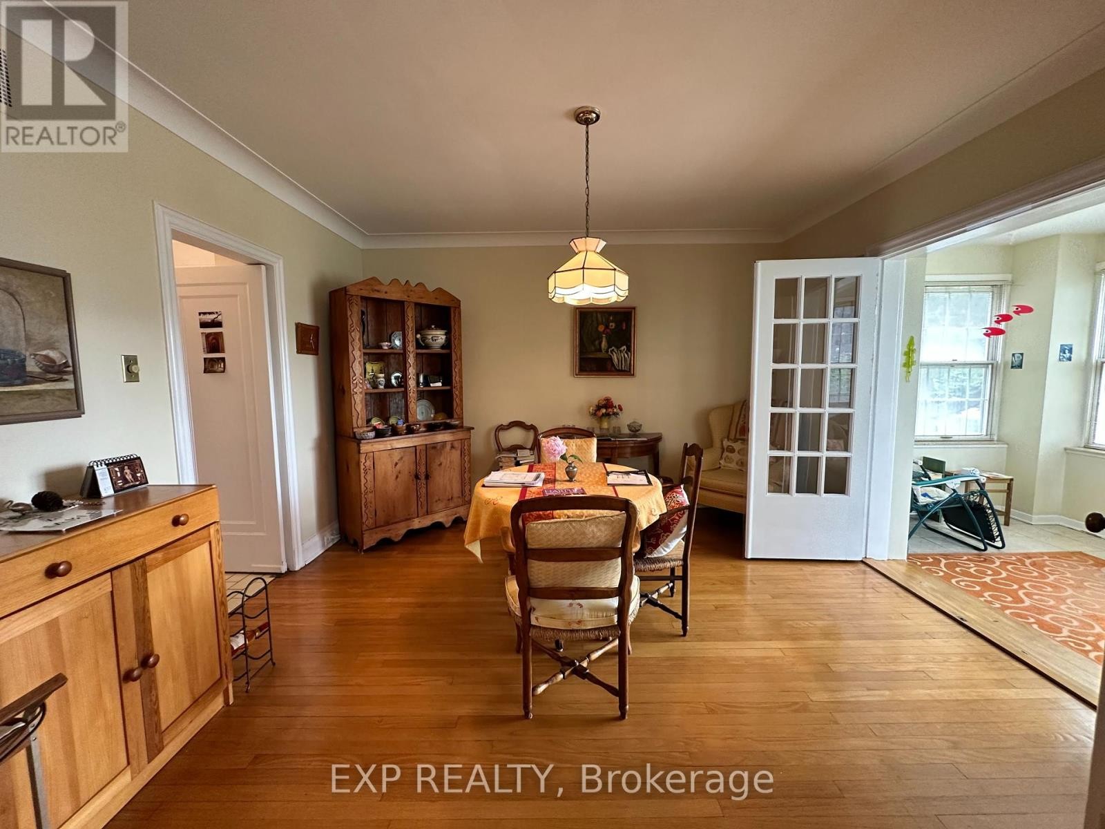












2 - 592 QUEEN ELIZABETH DRIVE

,
Ottawa,




Ontario
K1S3N5

