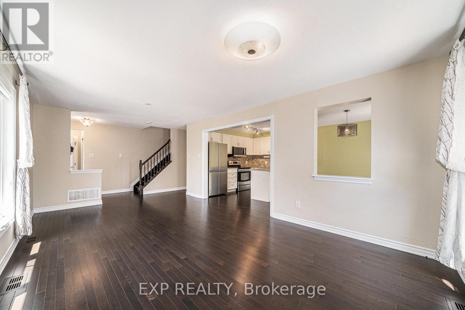 












301 GALLANTRY WAY

,
Ottawa,




Ontario
K2S0P8

