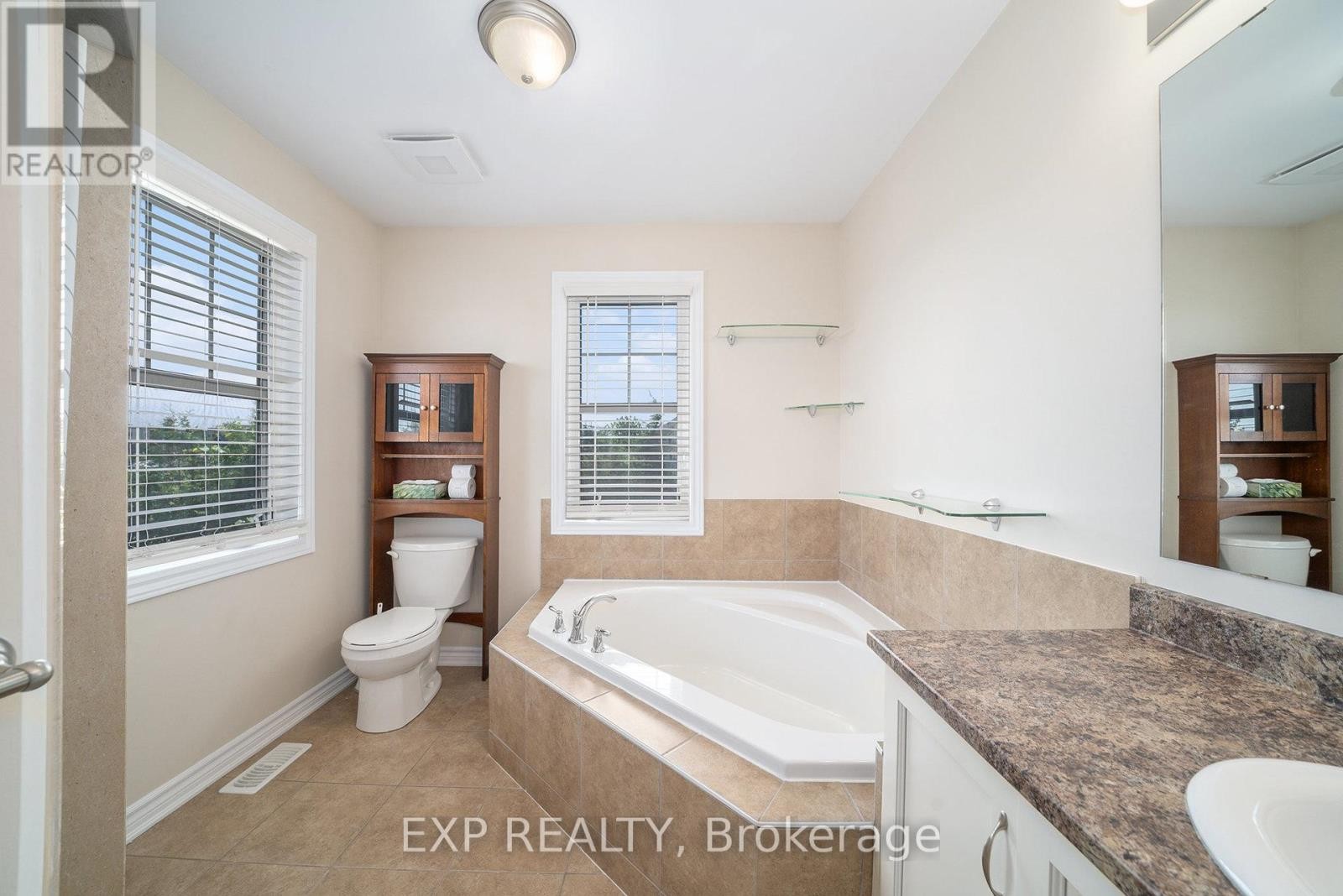 












301 GALLANTRY WAY

,
Ottawa,




Ontario
K2S0P8

