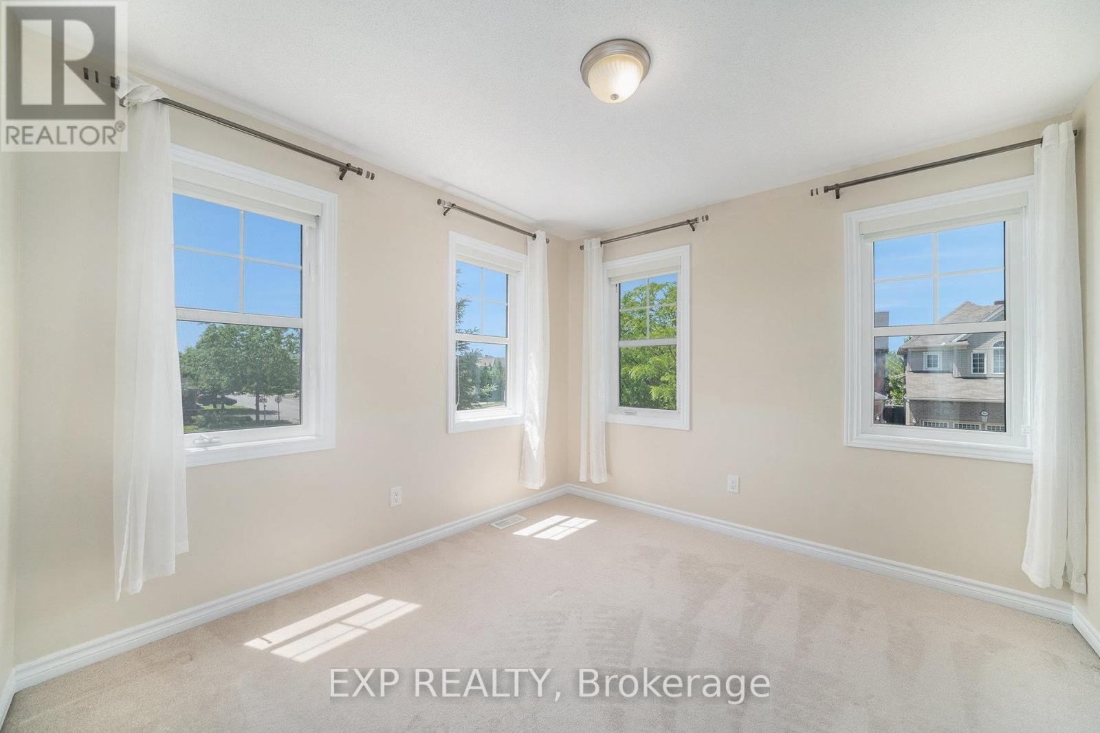












301 GALLANTRY WAY

,
Ottawa,




Ontario
K2S0P8

