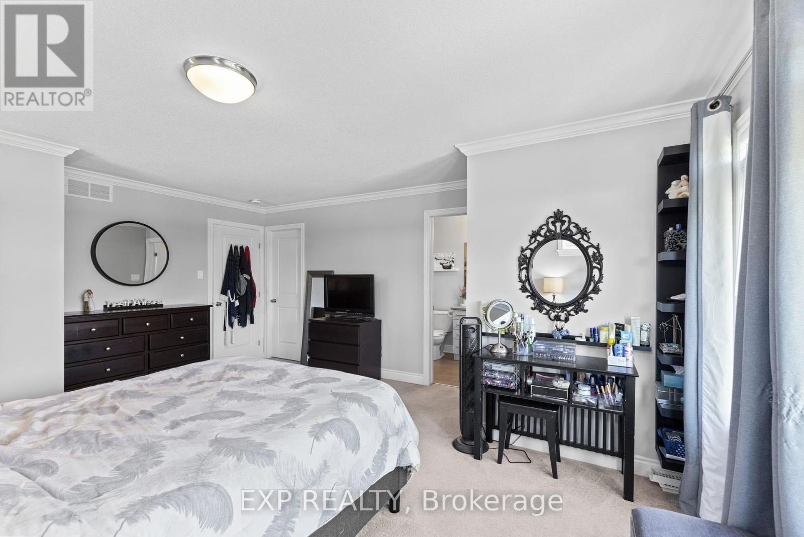 












8 DULMAGE CRESCENT

,
Carleton Place,




Ontario
K7C0E5

