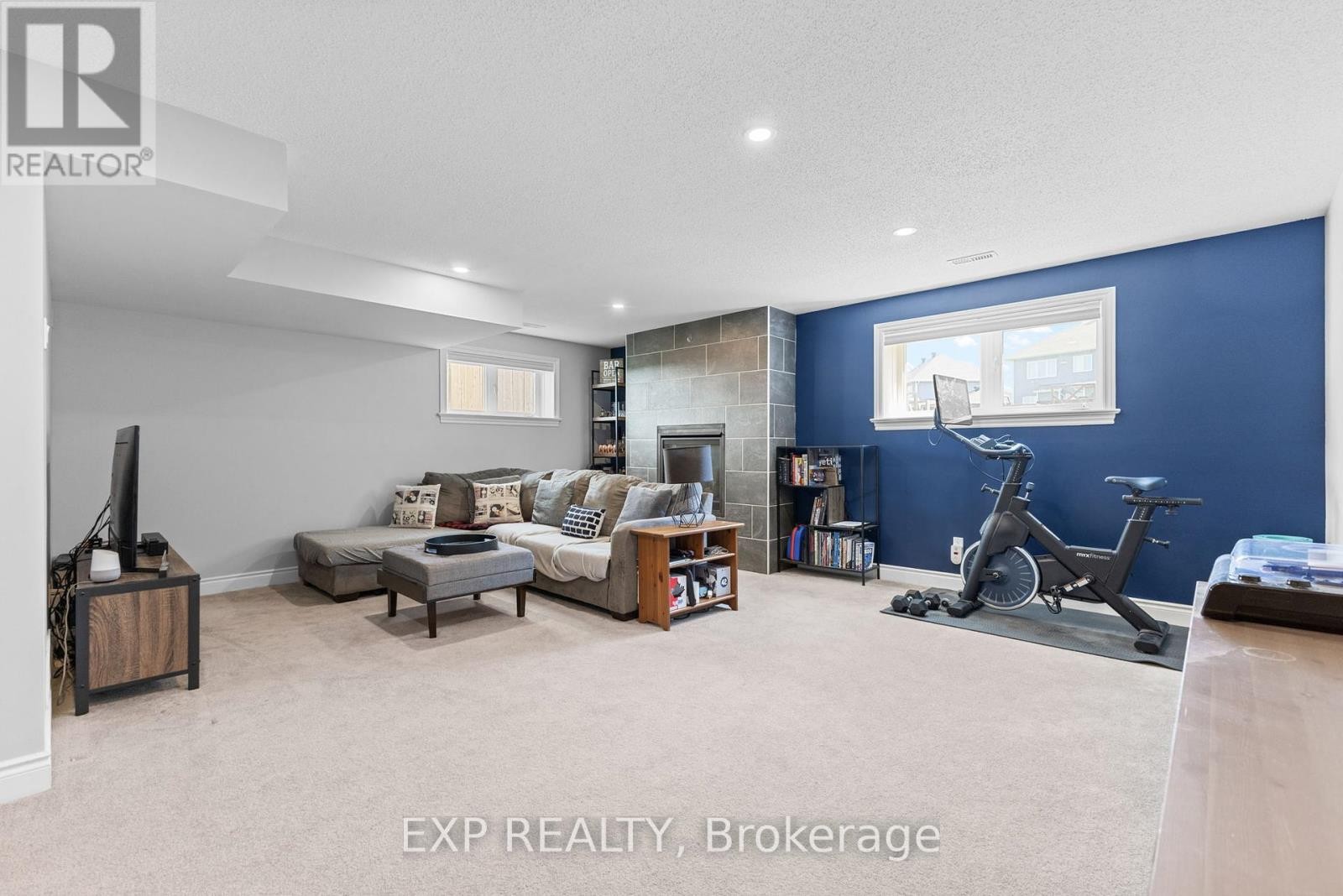 












8 DULMAGE CRESCENT

,
Carleton Place,




Ontario
K7C0E5

