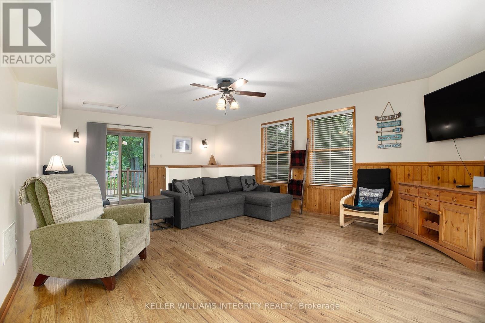 












501 STEWART LANE

,
Lanark Highlands,




Ontario
K0G1M0

