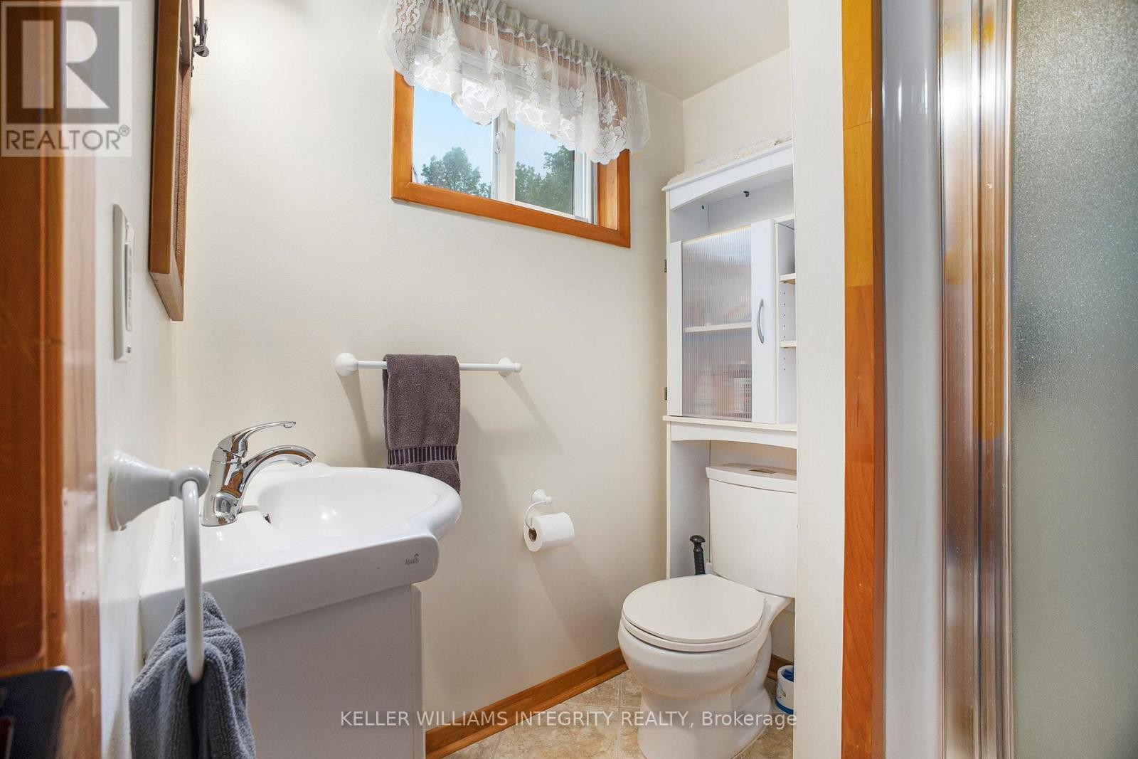 












501 STEWART LANE

,
Lanark Highlands,




Ontario
K0G1M0

