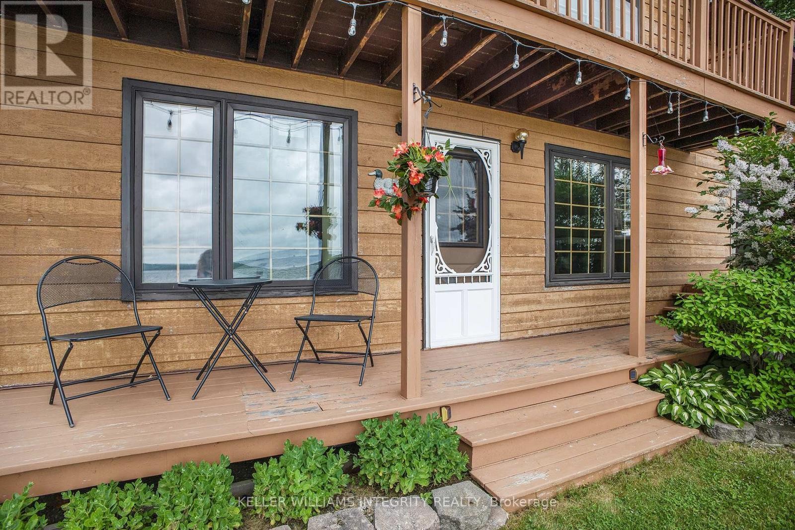 












501 STEWART LANE

,
Lanark Highlands,




Ontario
K0G1M0

