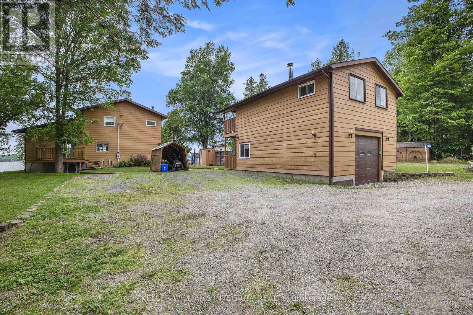 












501 STEWART LANE

,
Lanark Highlands,




Ontario
K0G1M0

