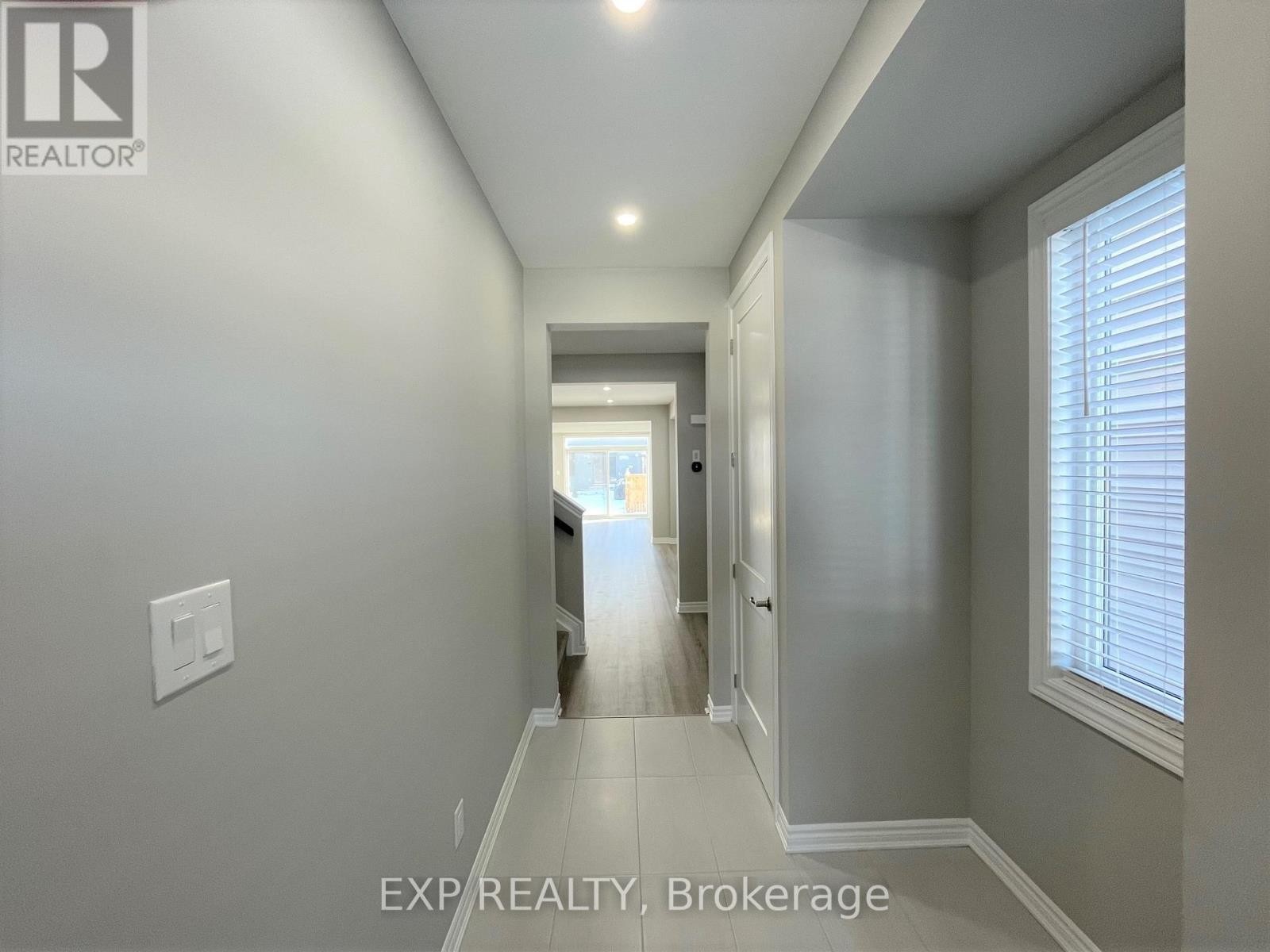 












912 RUBICON PLACE

,
Ottawa,




Ontario
K2V0R1

