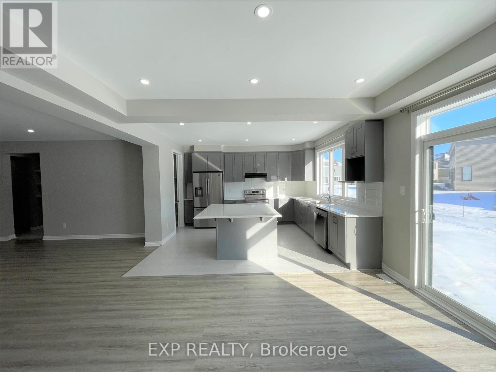 












912 RUBICON PLACE

,
Ottawa,




Ontario
K2V0R1

