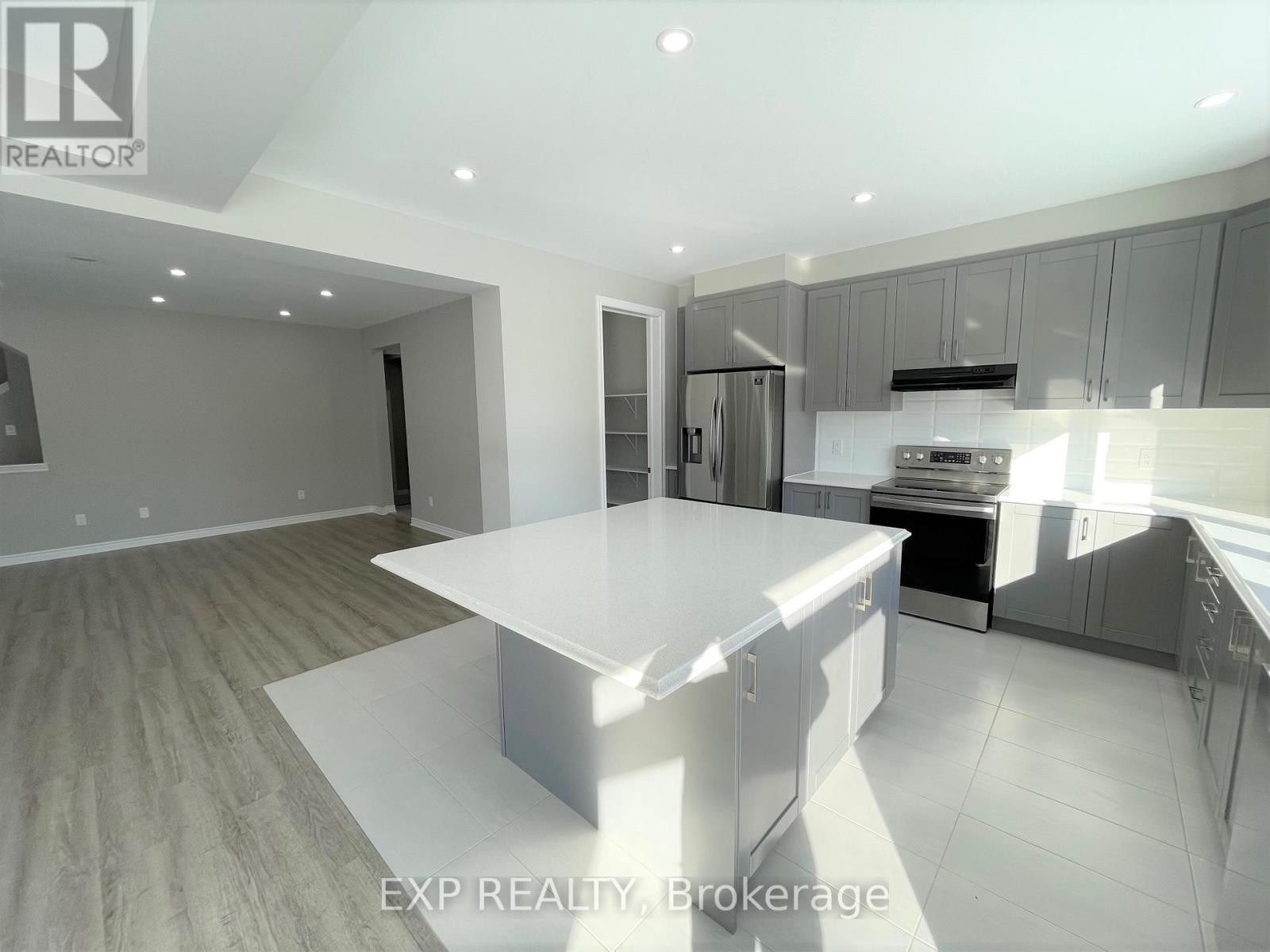 












912 RUBICON PLACE

,
Ottawa,




Ontario
K2V0R1

