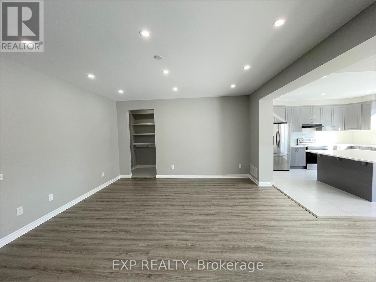 












912 RUBICON PLACE

,
Ottawa,




Ontario
K2V0R1

