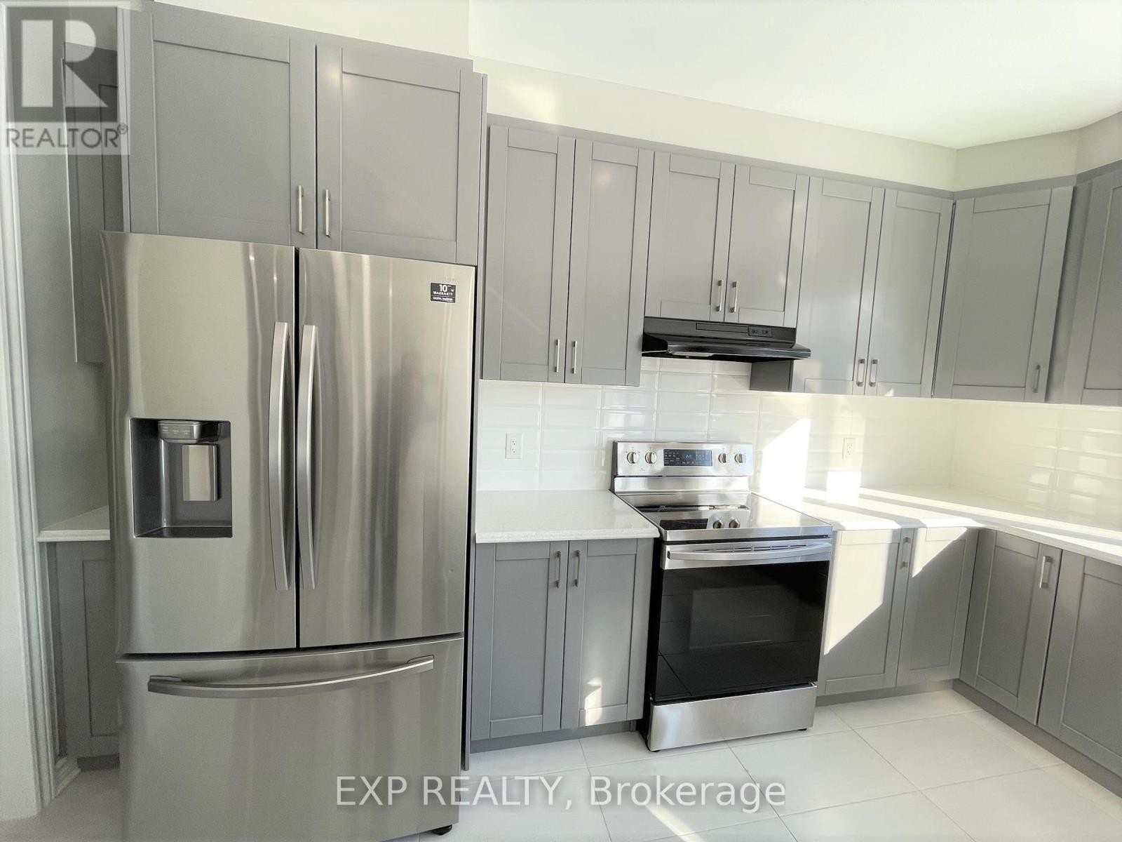 












912 RUBICON PLACE

,
Ottawa,




Ontario
K2V0R1

