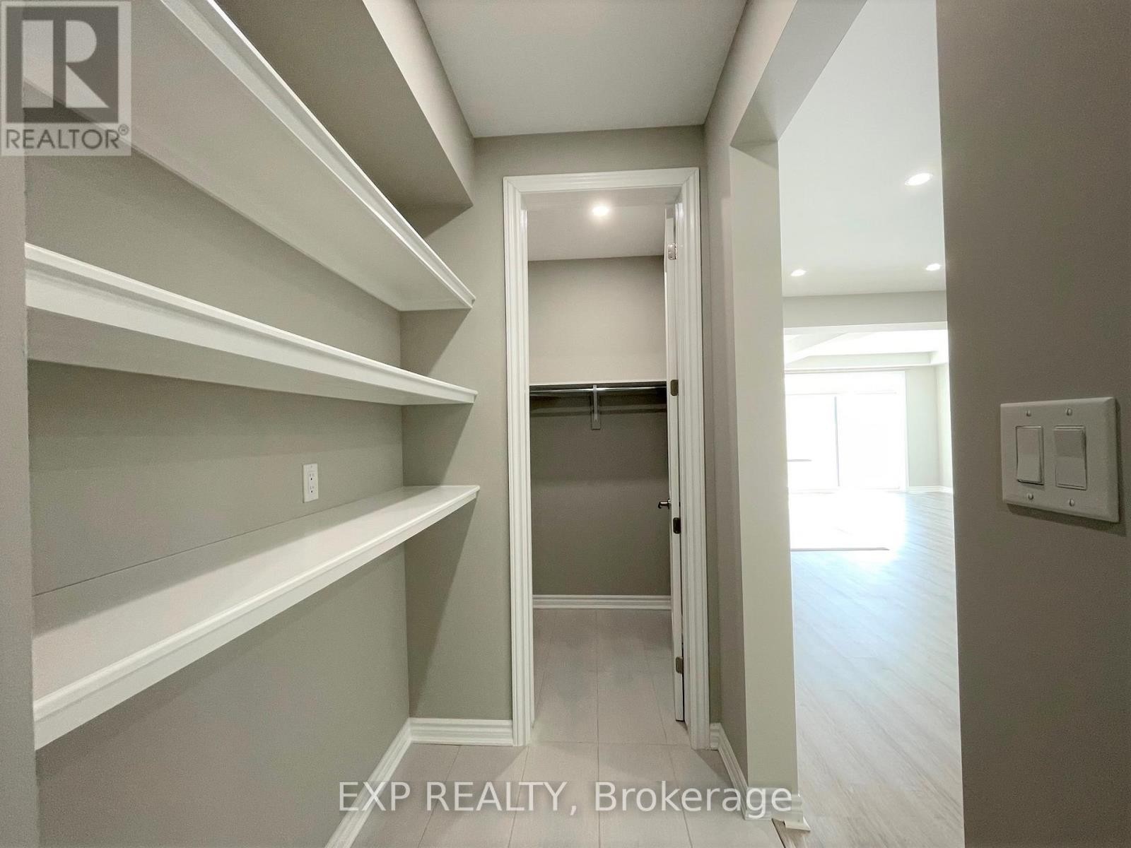 












912 RUBICON PLACE

,
Ottawa,




Ontario
K2V0R1

