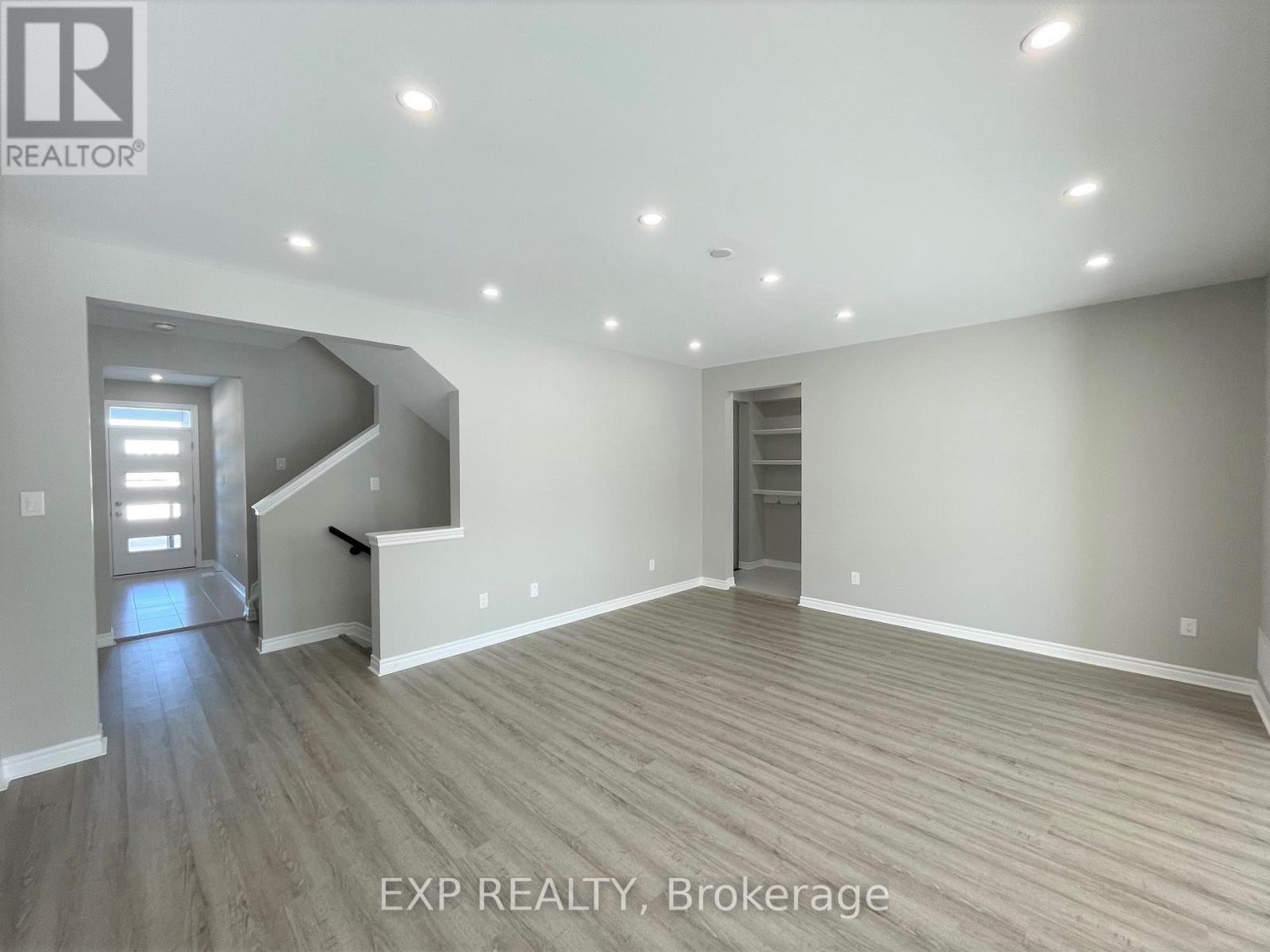 












912 RUBICON PLACE

,
Ottawa,




Ontario
K2V0R1

