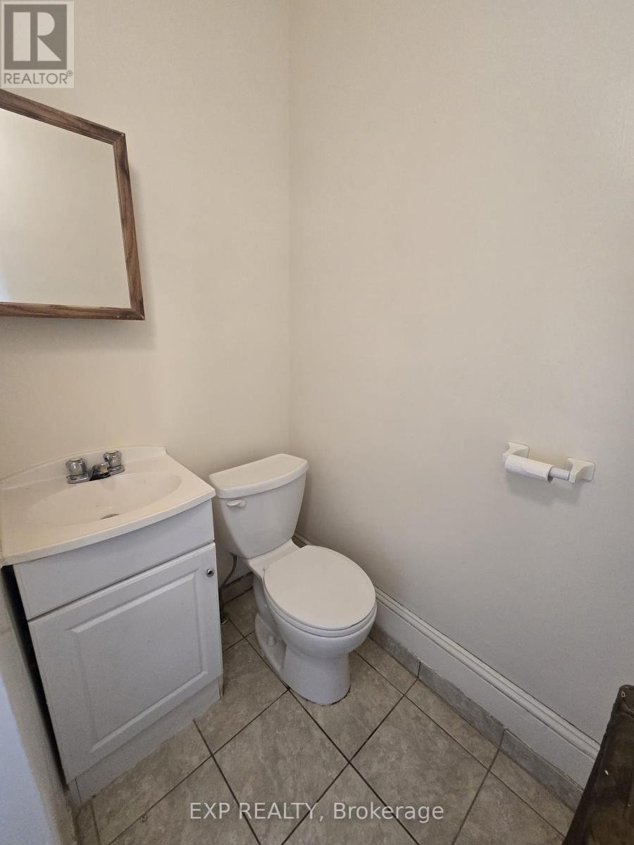 












1 - 453 LEWIS STREET

,
Ottawa,




Ontario
K2P0T1

