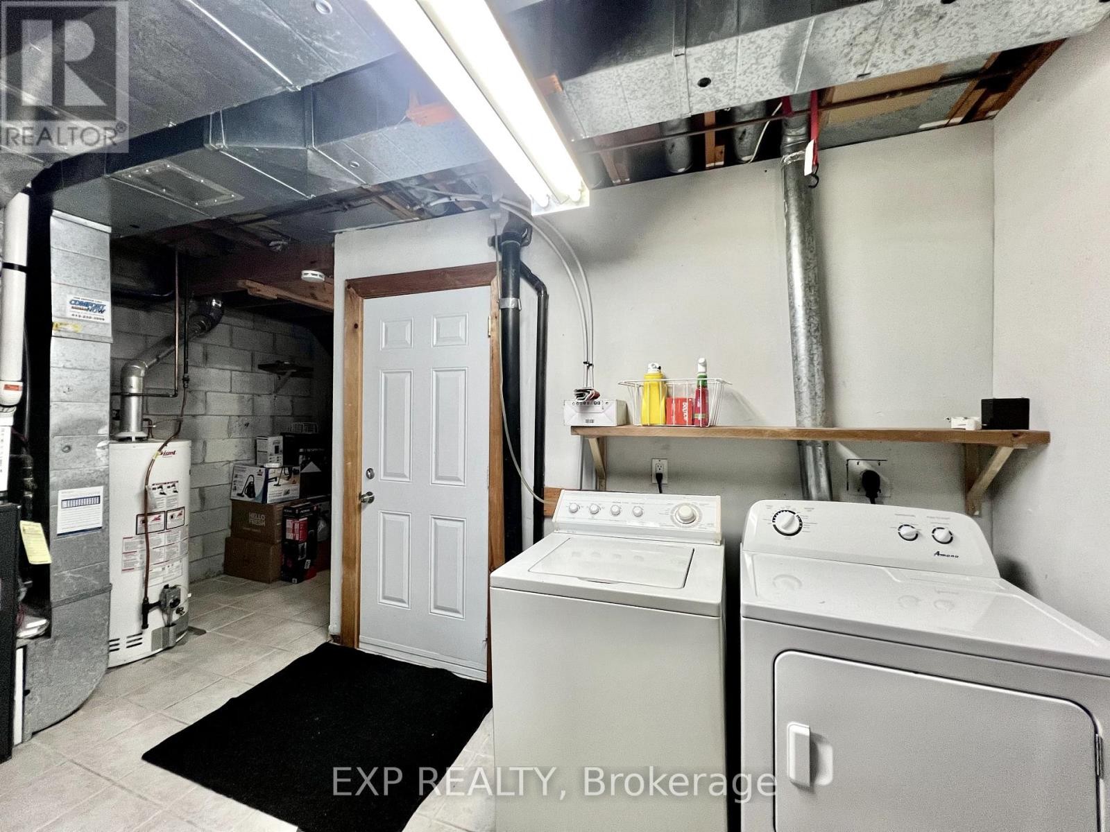 












1959 GREENWAY PARK LANE

,
Ottawa,




Ontario
K1B5A9


