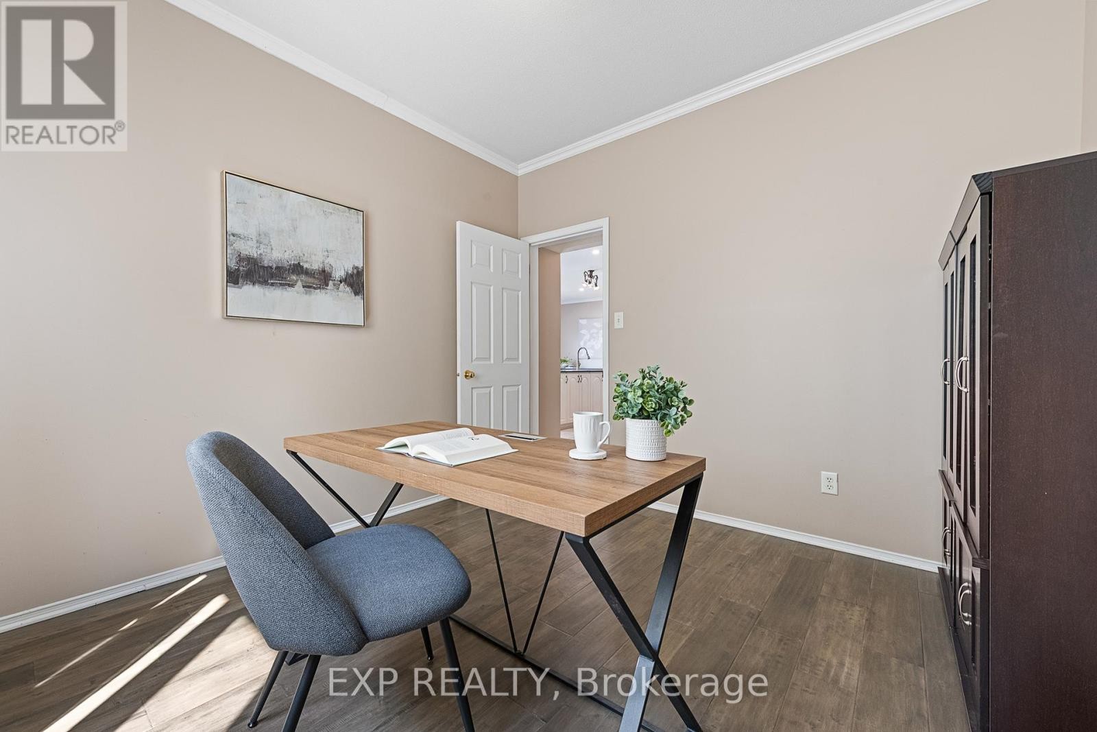 












2132 VALENCEVILLE CRESCENT

,
Ottawa,




Ontario
K4A4K4

