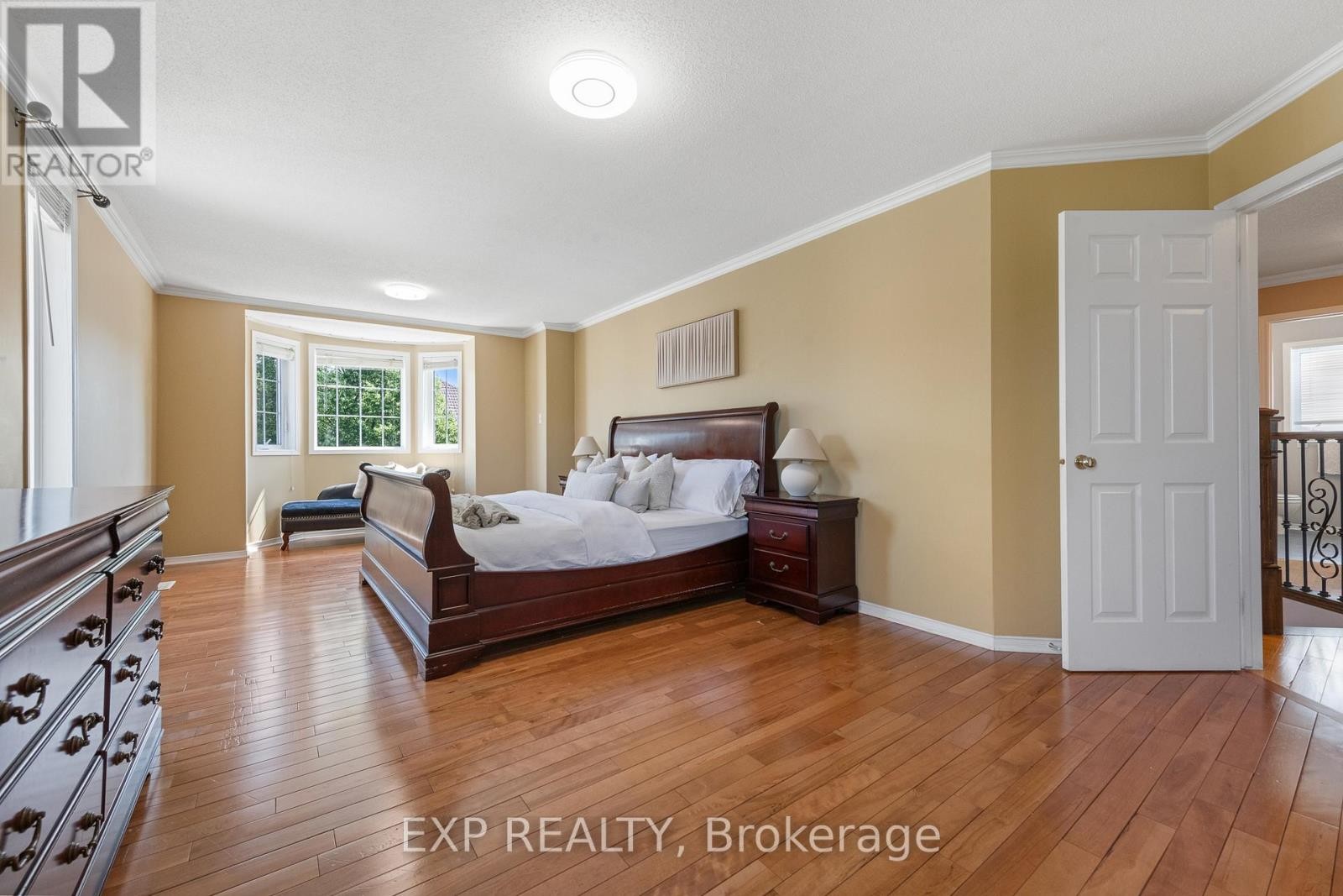 












2132 VALENCEVILLE CRESCENT

,
Ottawa,




Ontario
K4A4K4

