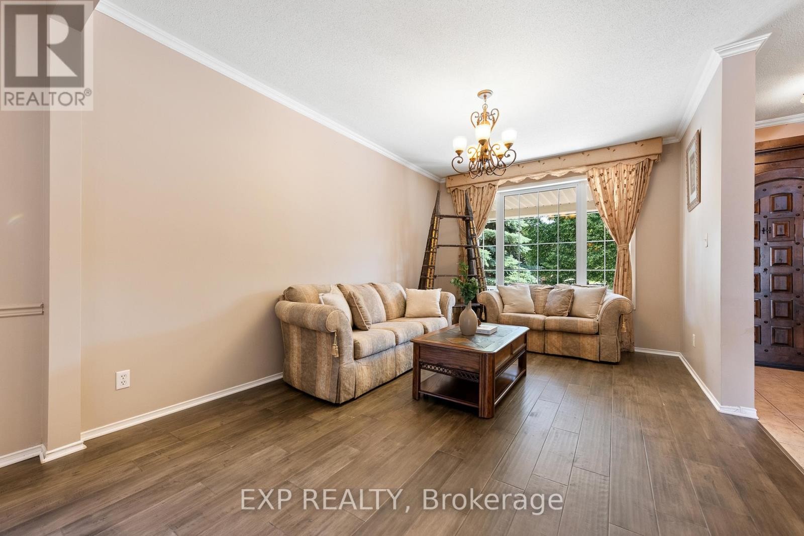












2132 VALENCEVILLE CRESCENT

,
Ottawa,




Ontario
K4A4K4

