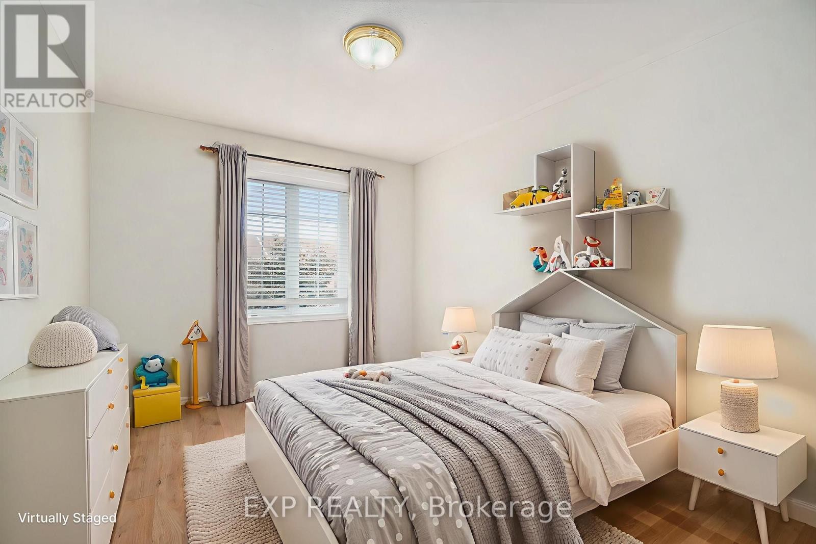 












638 CASABELLA DRIVE

,
Ottawa,




Ontario
K4A4G1

