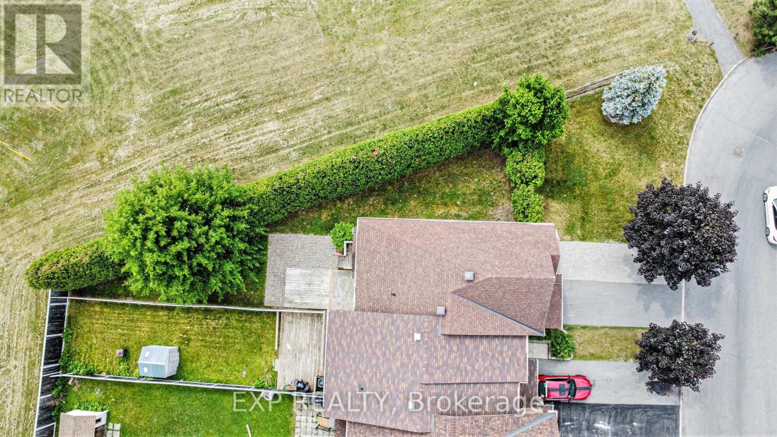 












638 CASABELLA DRIVE

,
Ottawa,




Ontario
K4A4G1

