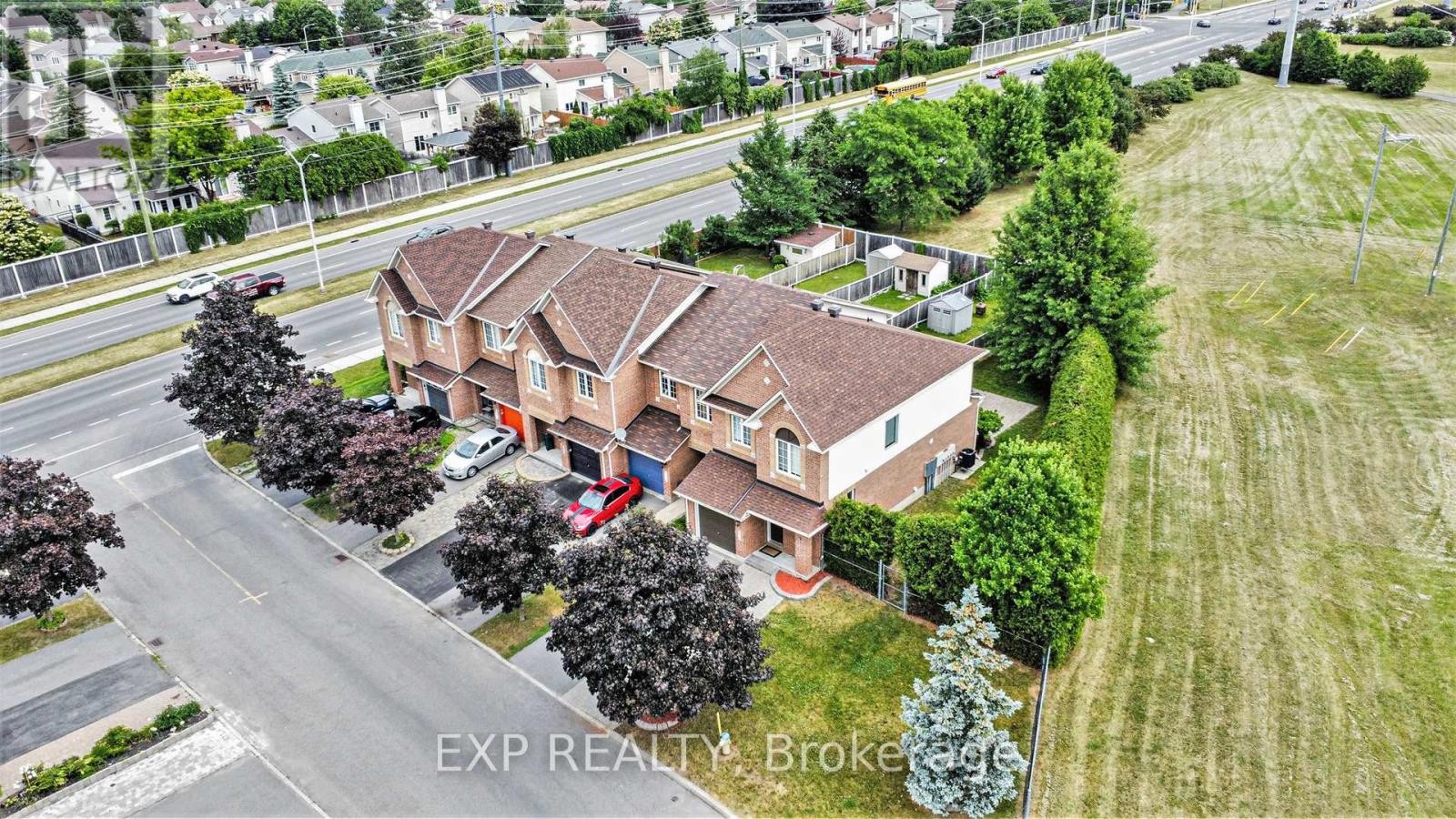 












638 CASABELLA DRIVE

,
Ottawa,




Ontario
K4A4G1

