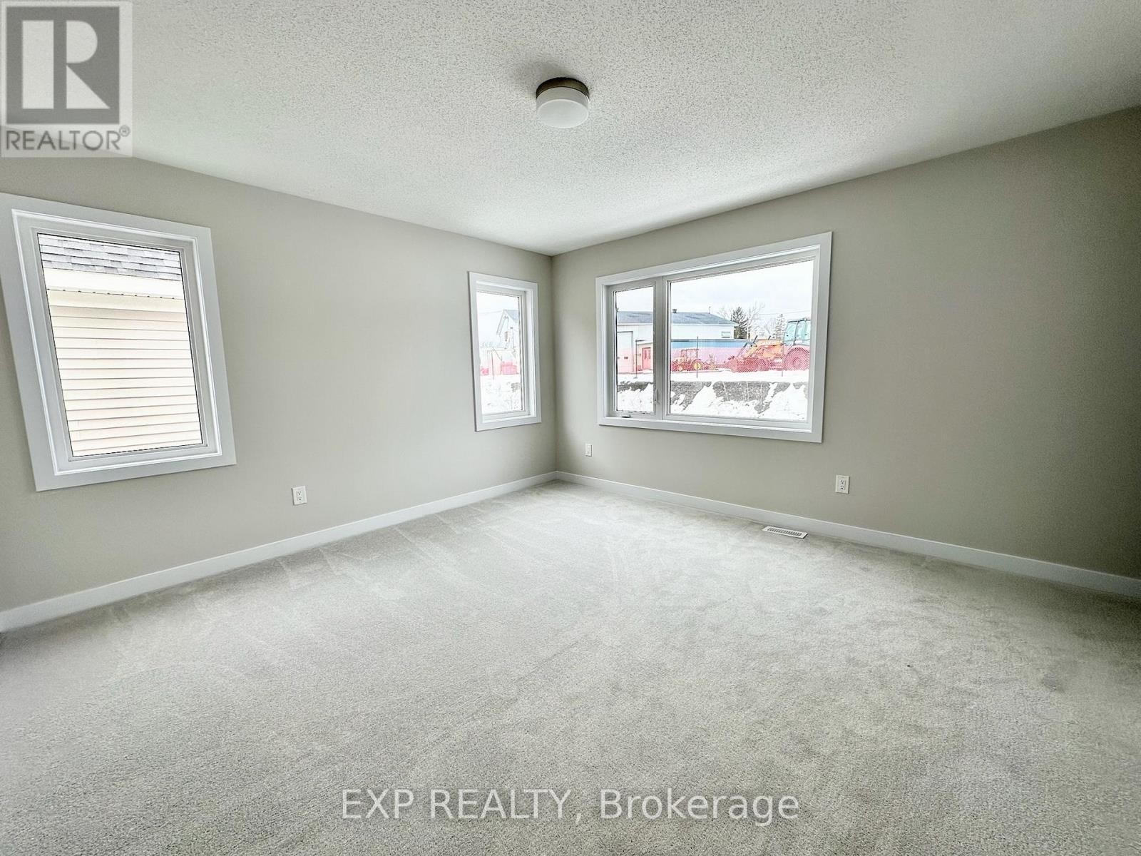 












91 PIZZICATO STREET

,
Ottawa,




Ontario
K1W0S3

