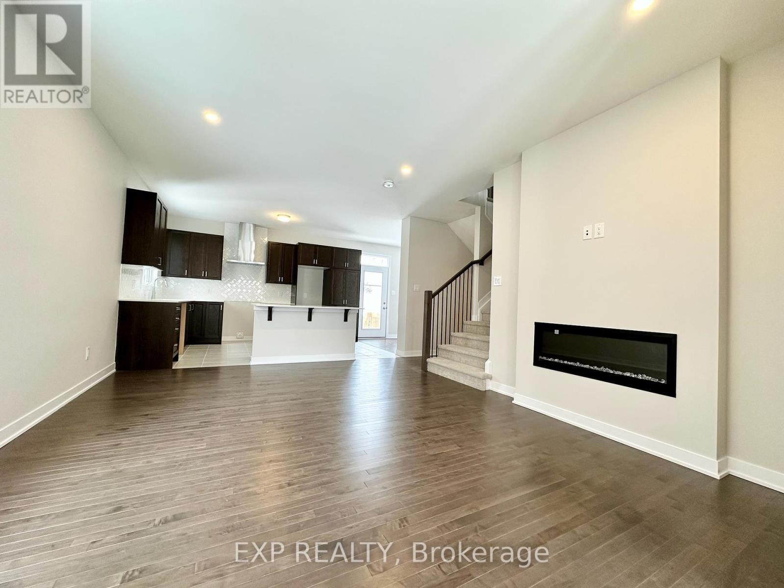 












91 PIZZICATO STREET

,
Ottawa,




Ontario
K1W0S3

