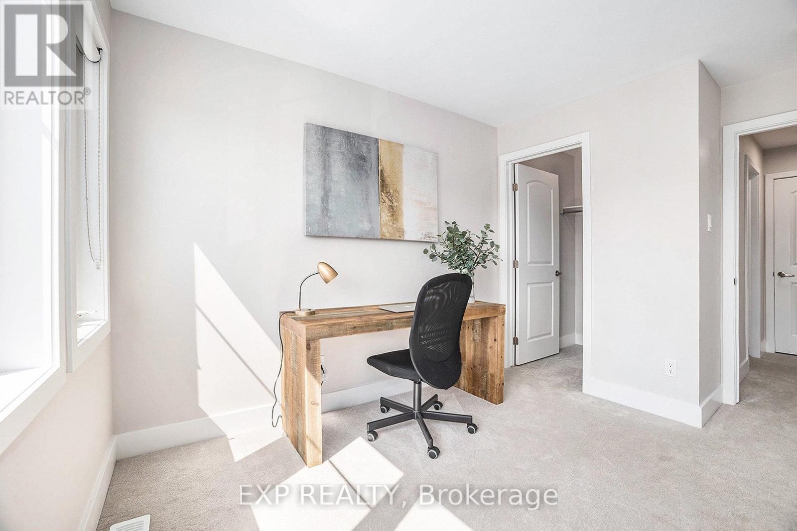 












63 PELHAM CRESCENT

,
Ottawa,




Ontario
K0A2Z0

