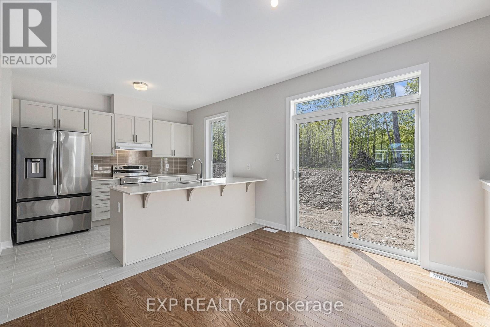 












364 APPALACHIAN CIRCLE

,
Ottawa,




Ontario
K2C3H2


