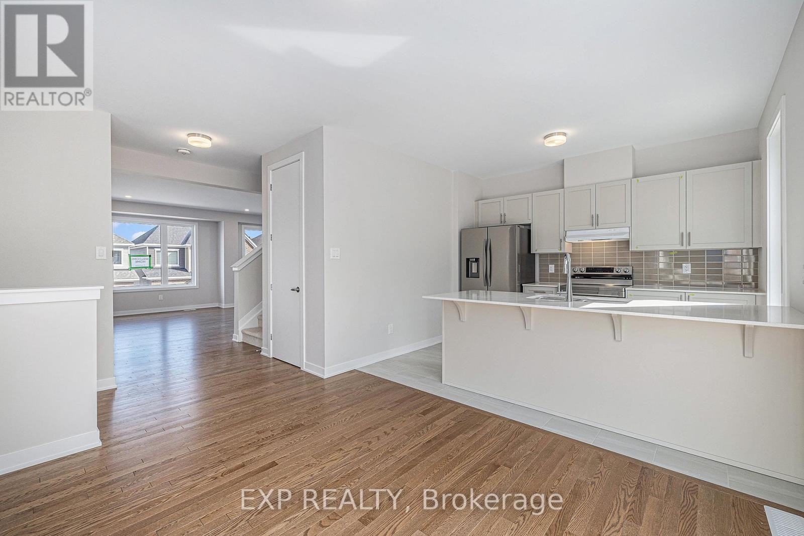 












364 APPALACHIAN CIRCLE

,
Ottawa,




Ontario
K2C3H2

