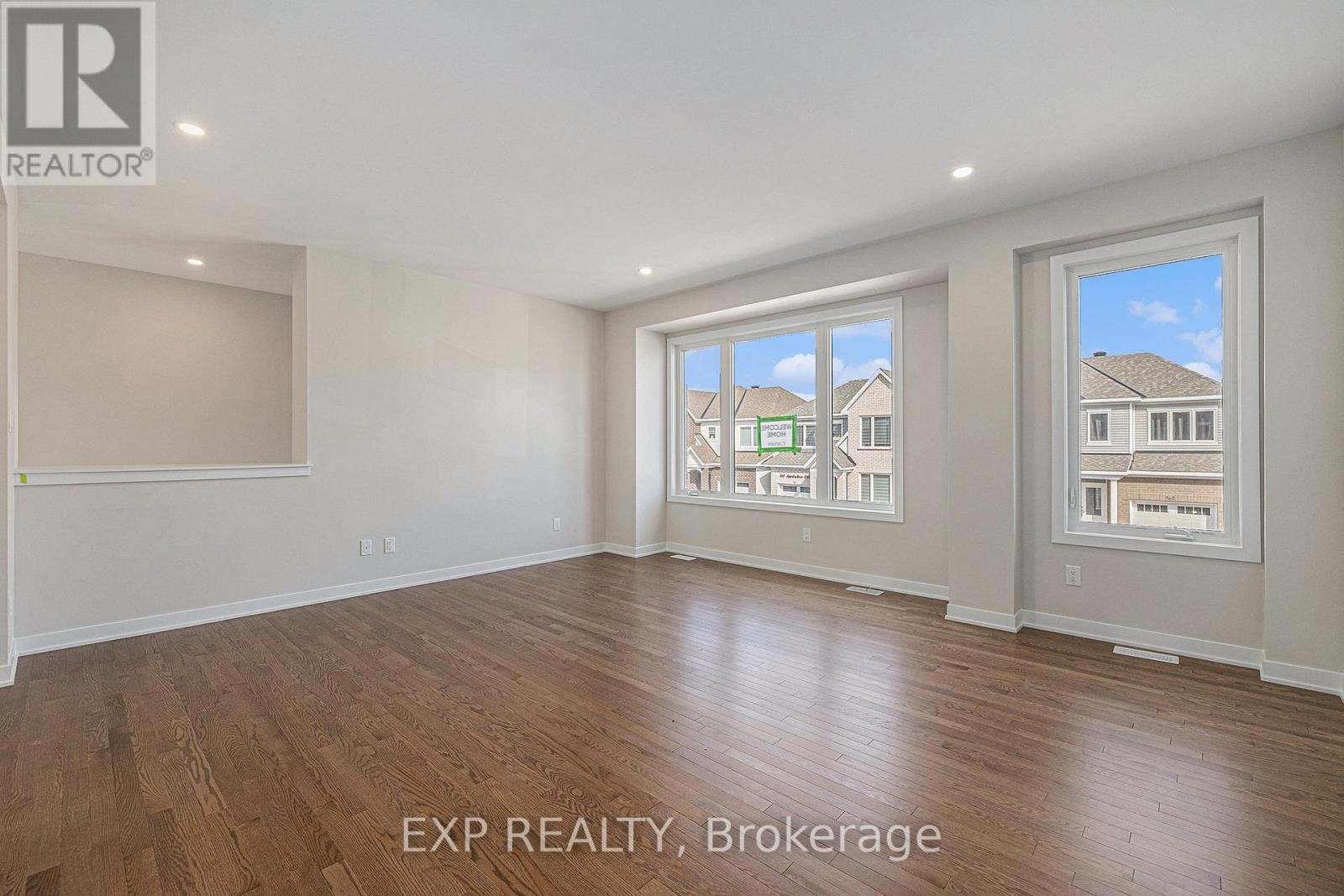 












364 APPALACHIAN CIRCLE

,
Ottawa,




Ontario
K2C3H2

