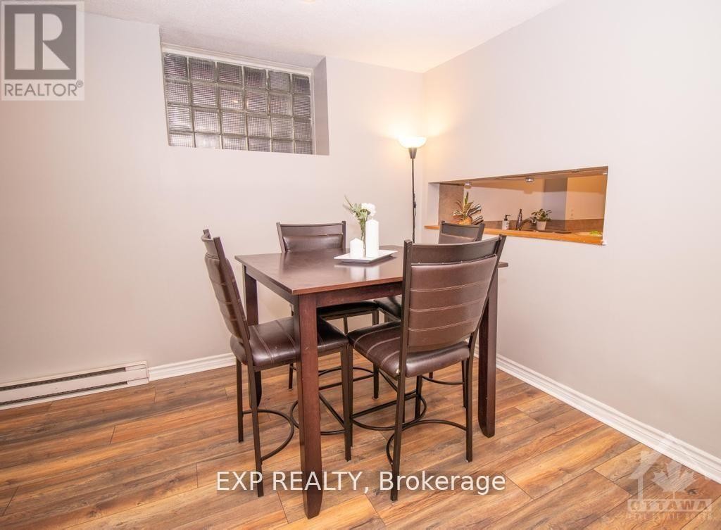 












1 - 244 CHARLOTTE STREET

,
Ottawa,




Ontario
K1N8L3

