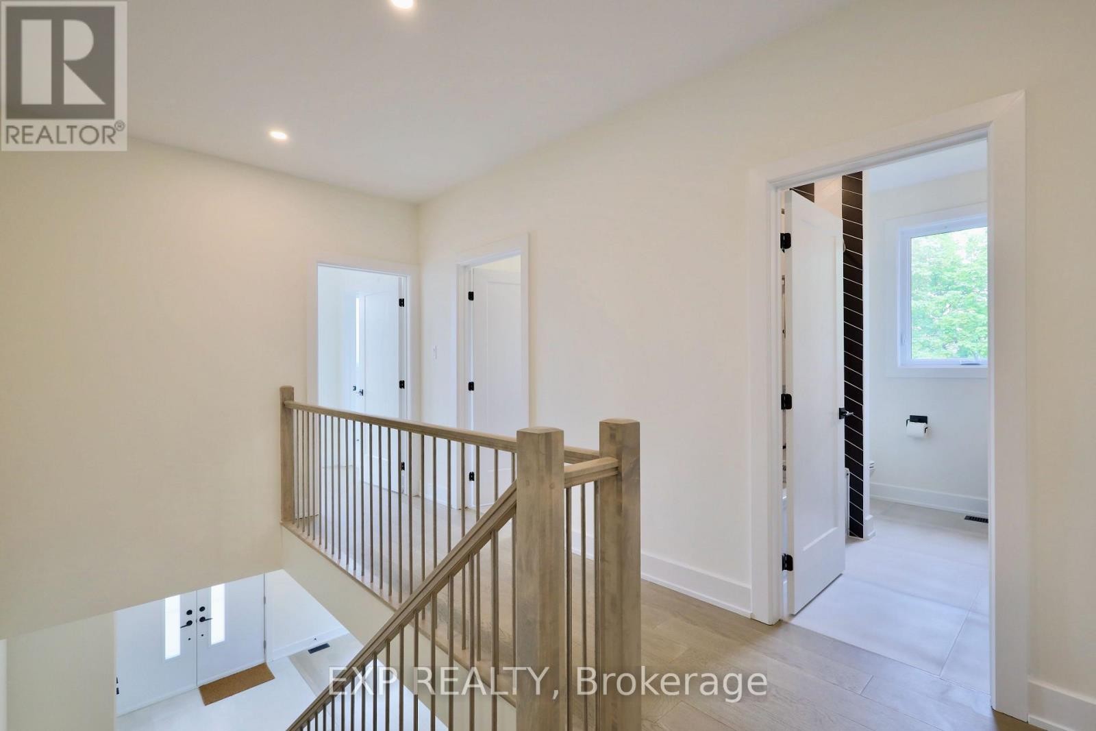 












B - 62 COLUMBUS AVENUE

,
Ottawa,




Ontario
K1K1R3

