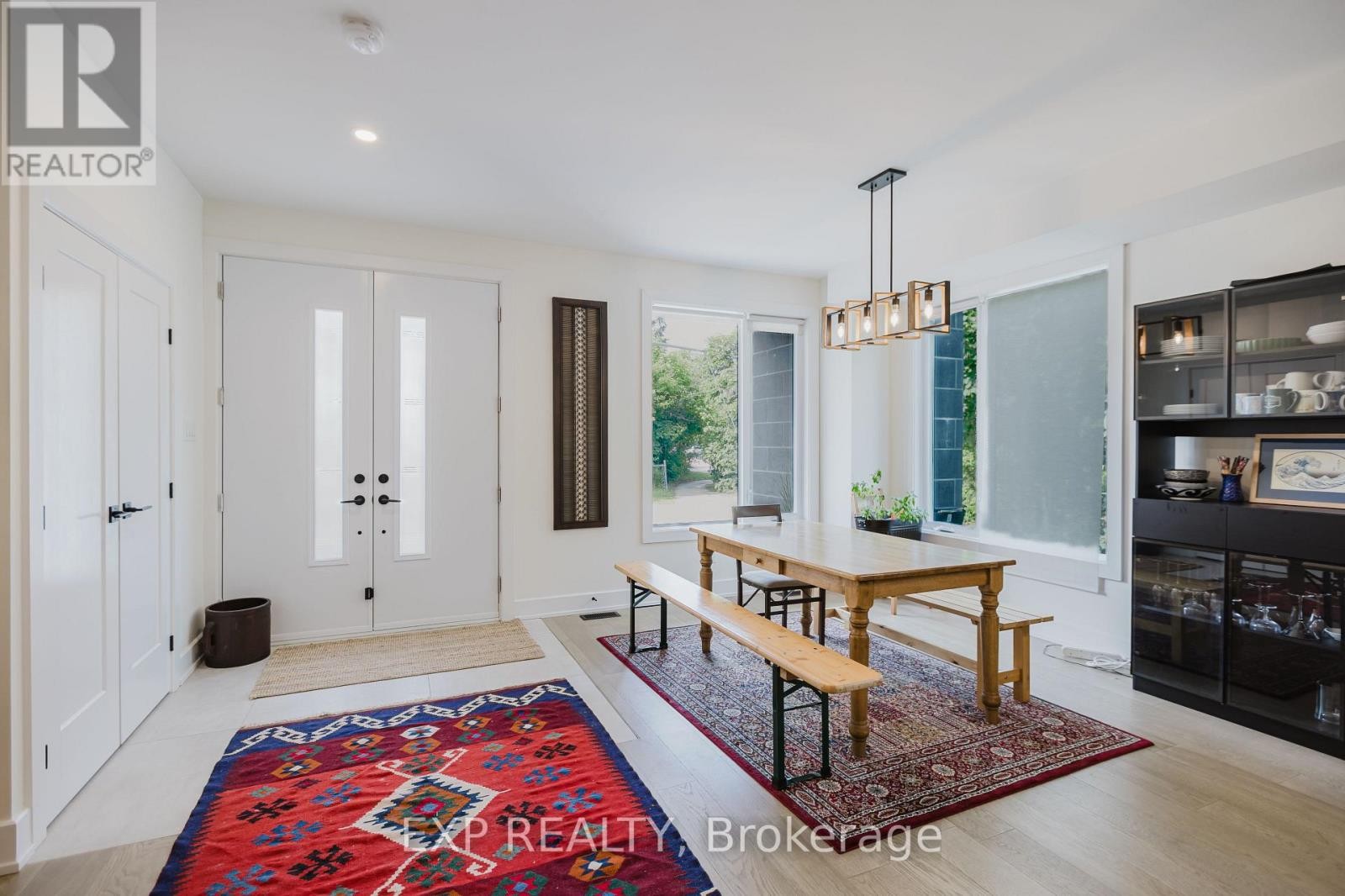 












B - 62 COLUMBUS AVENUE

,
Ottawa,




Ontario
K1K1R3


