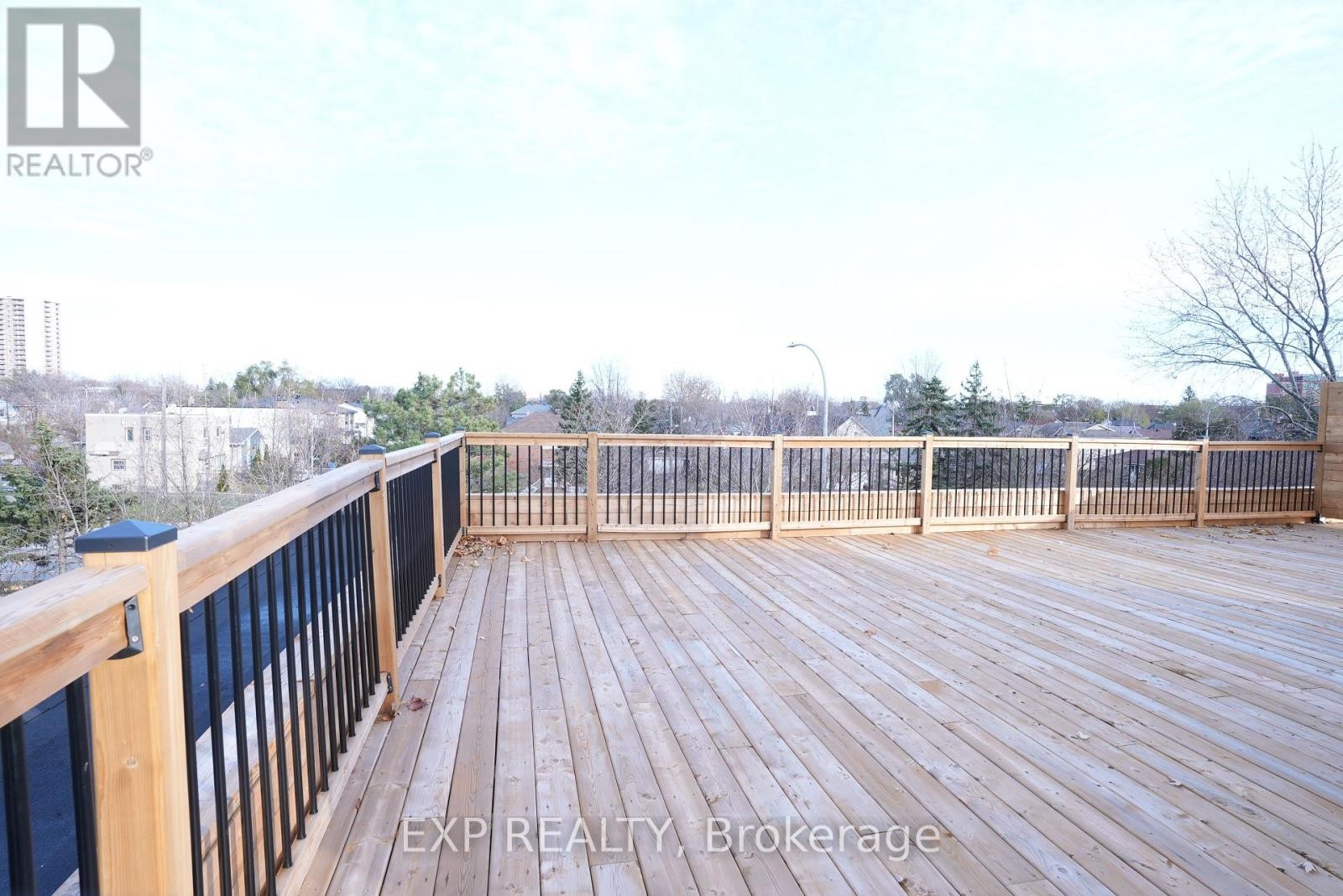 












B - 62 COLUMBUS AVENUE

,
Ottawa,




Ontario
K1K1R3

