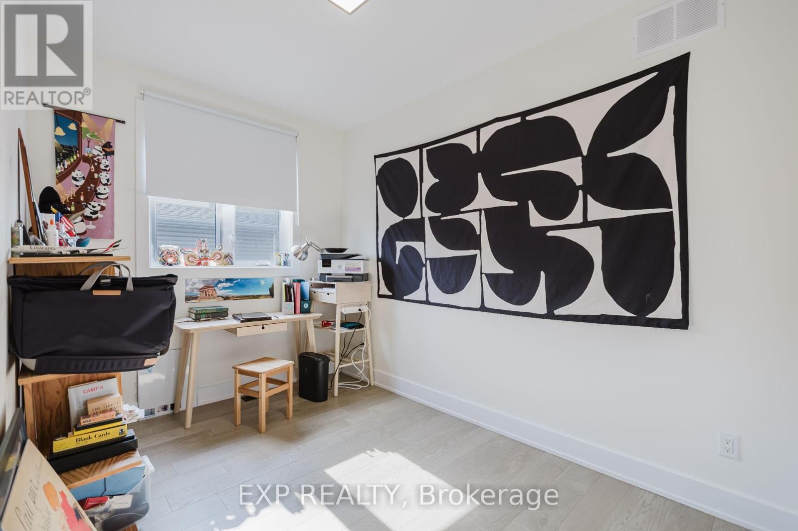 












A - 62 COLUMBUS AVENUE

,
Ottawa,




Ontario
K1K1R3

