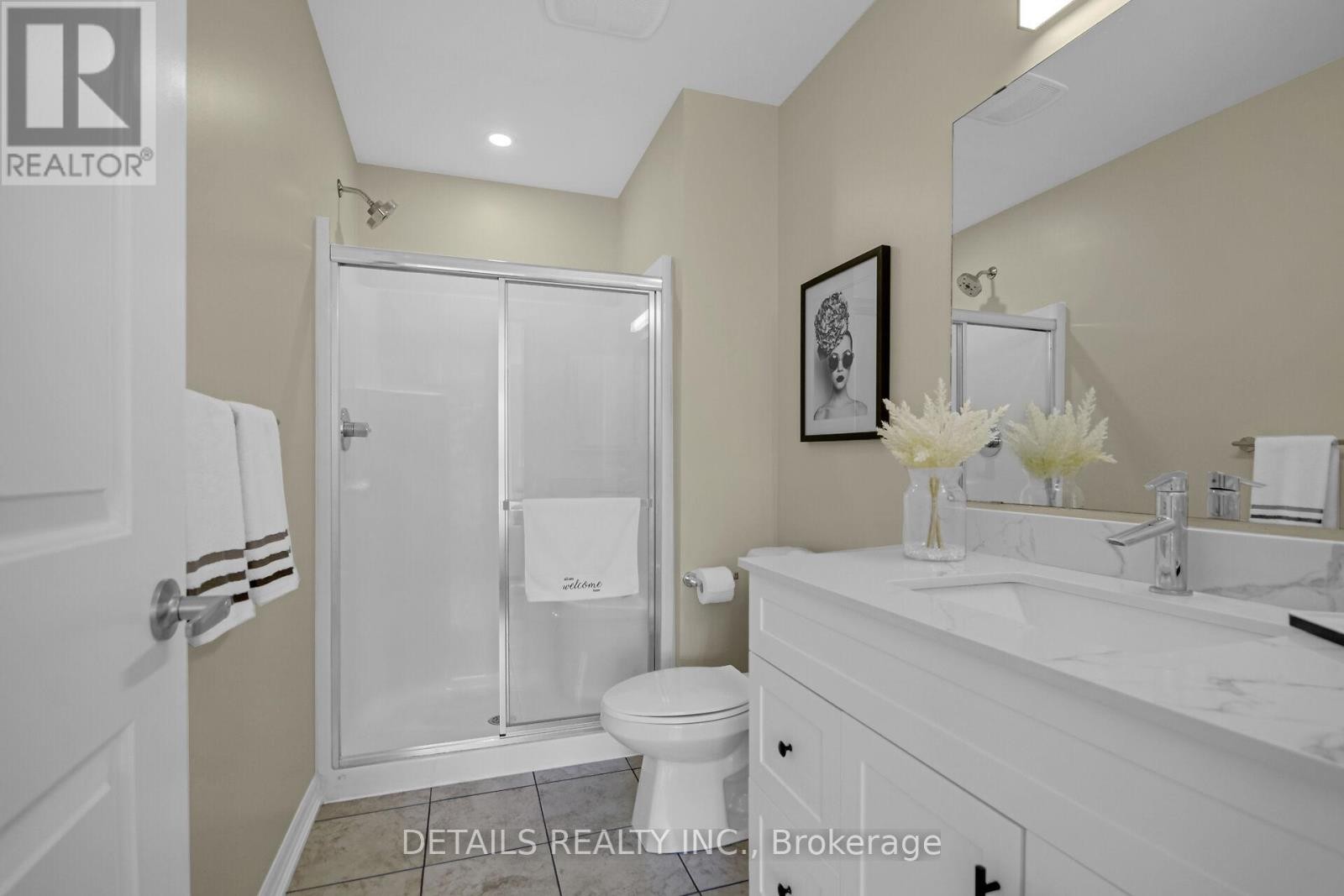 












136 OVERBERG WAY

,
Ottawa,




Ontario
K2S0V8

