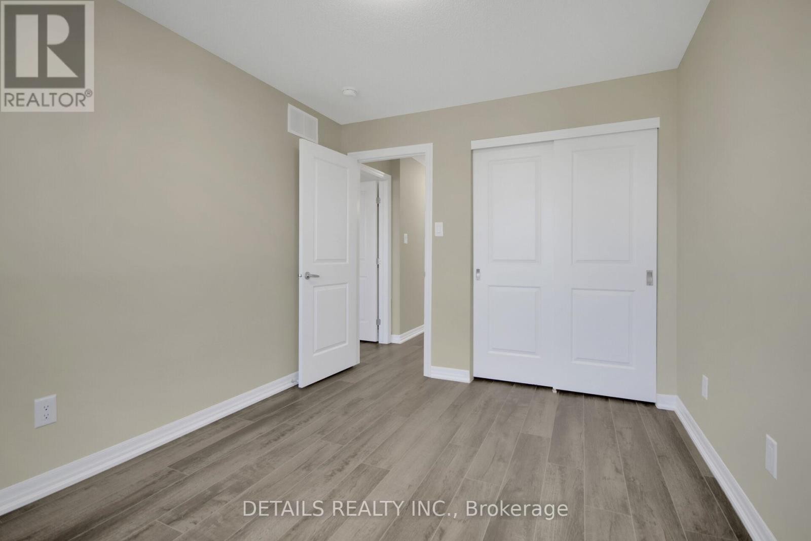 












136 OVERBERG WAY

,
Ottawa,




Ontario
K2S0V8

