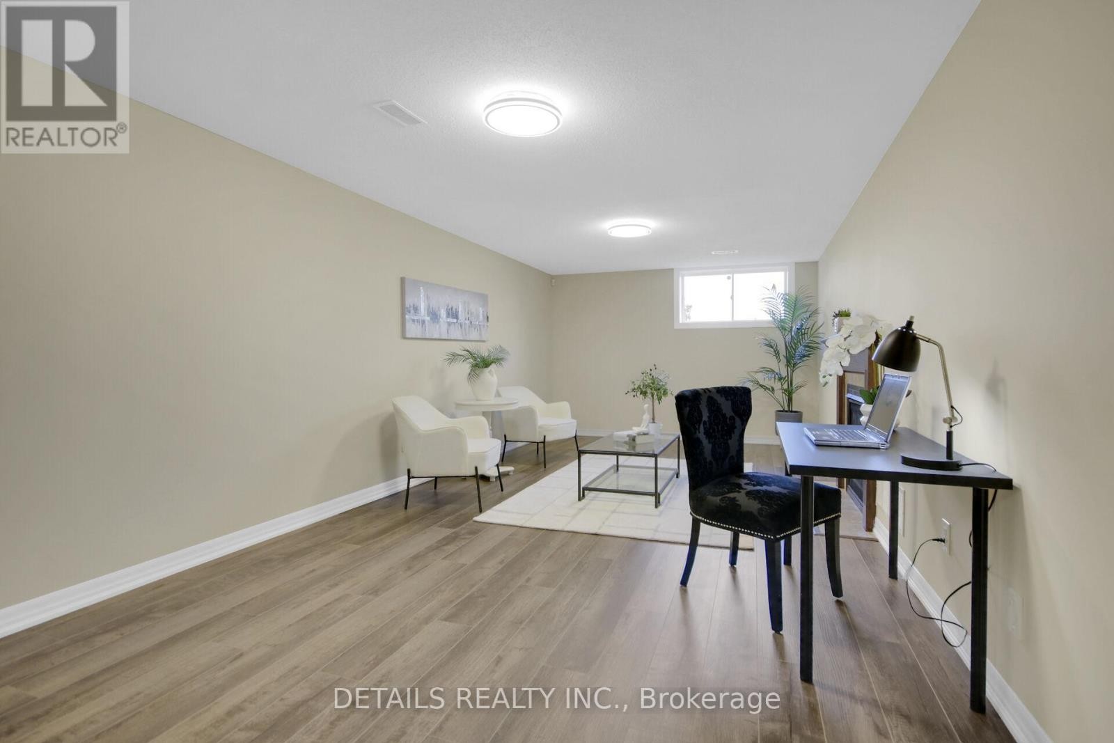 












136 OVERBERG WAY

,
Ottawa,




Ontario
K2S0V8

