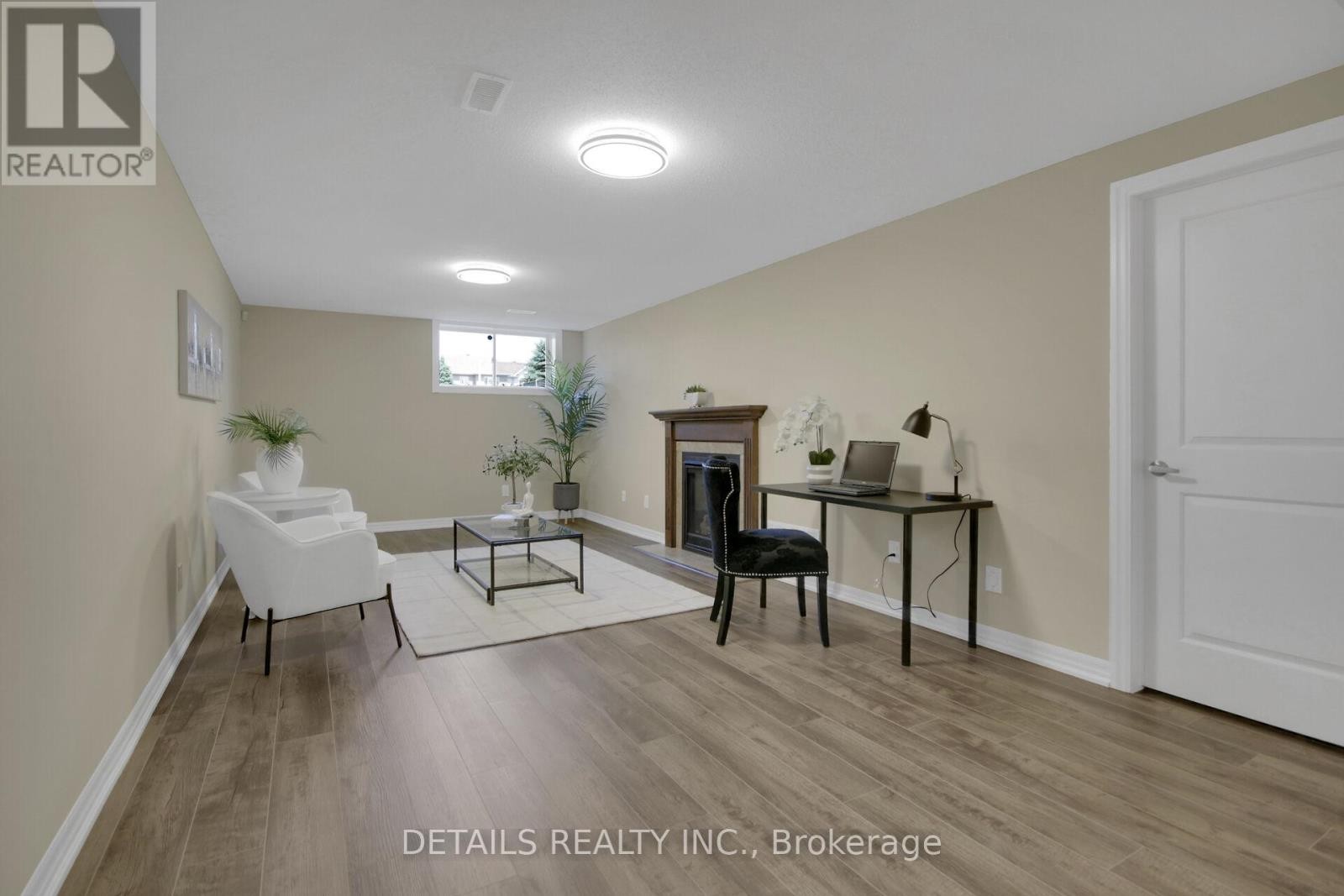 












136 OVERBERG WAY

,
Ottawa,




Ontario
K2S0V8

