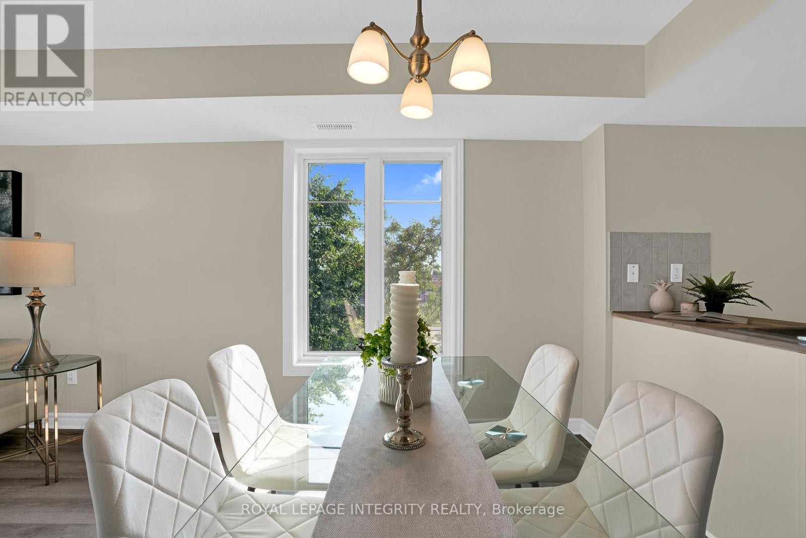 












D - 780 CHAPMAN MILLS DRIVE

,
Ottawa,




Ontario
K2J0V4

