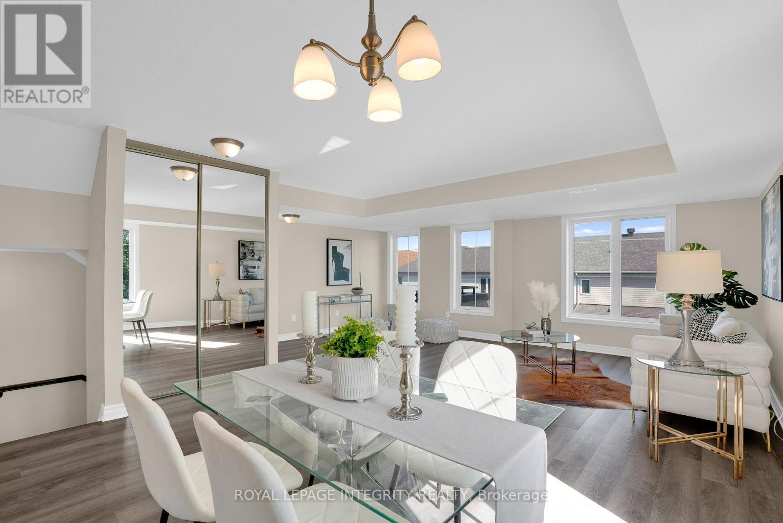 












D - 780 CHAPMAN MILLS DRIVE

,
Ottawa,




Ontario
K2J0V4

