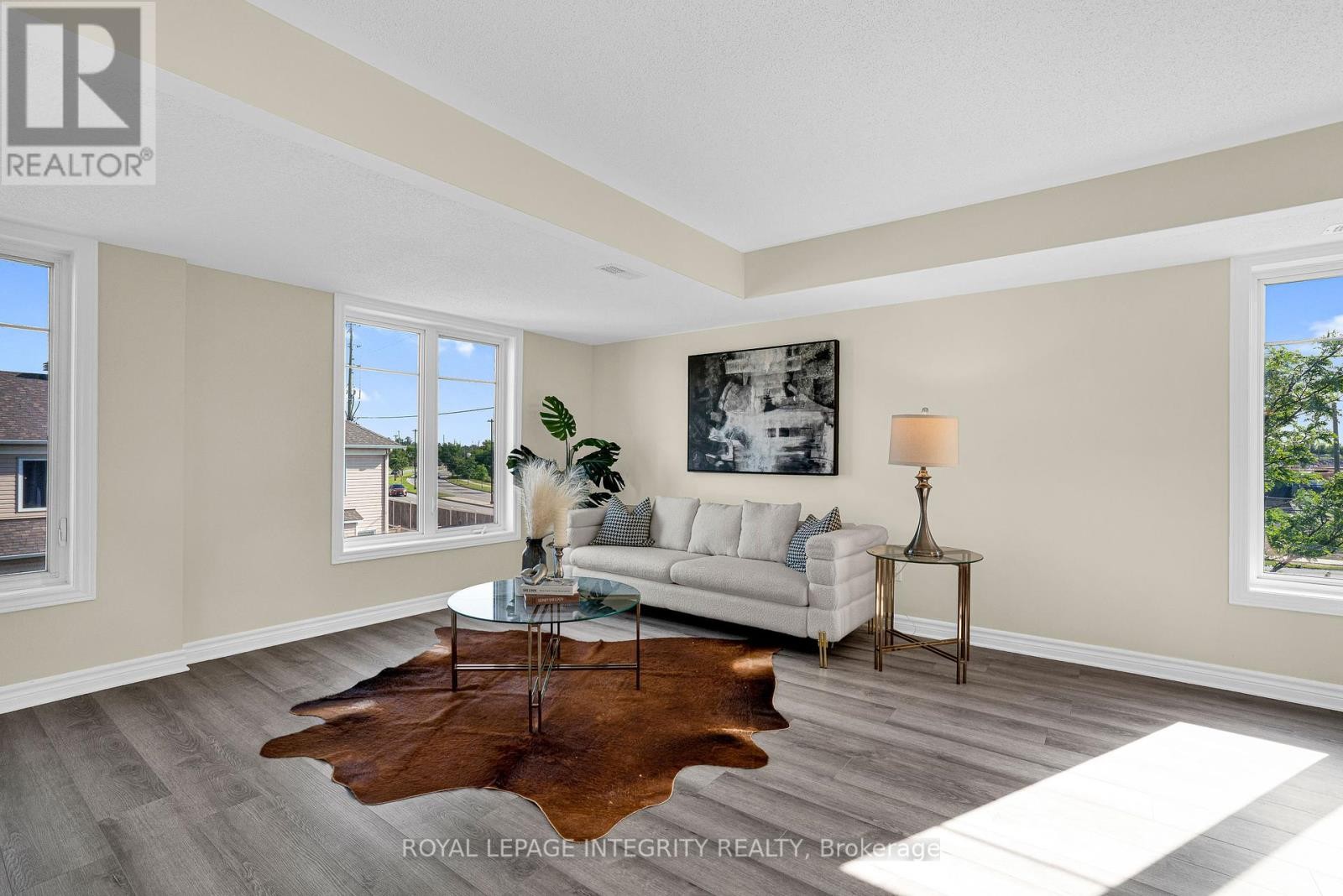 












D - 780 CHAPMAN MILLS DRIVE

,
Ottawa,




Ontario
K2J0V4

