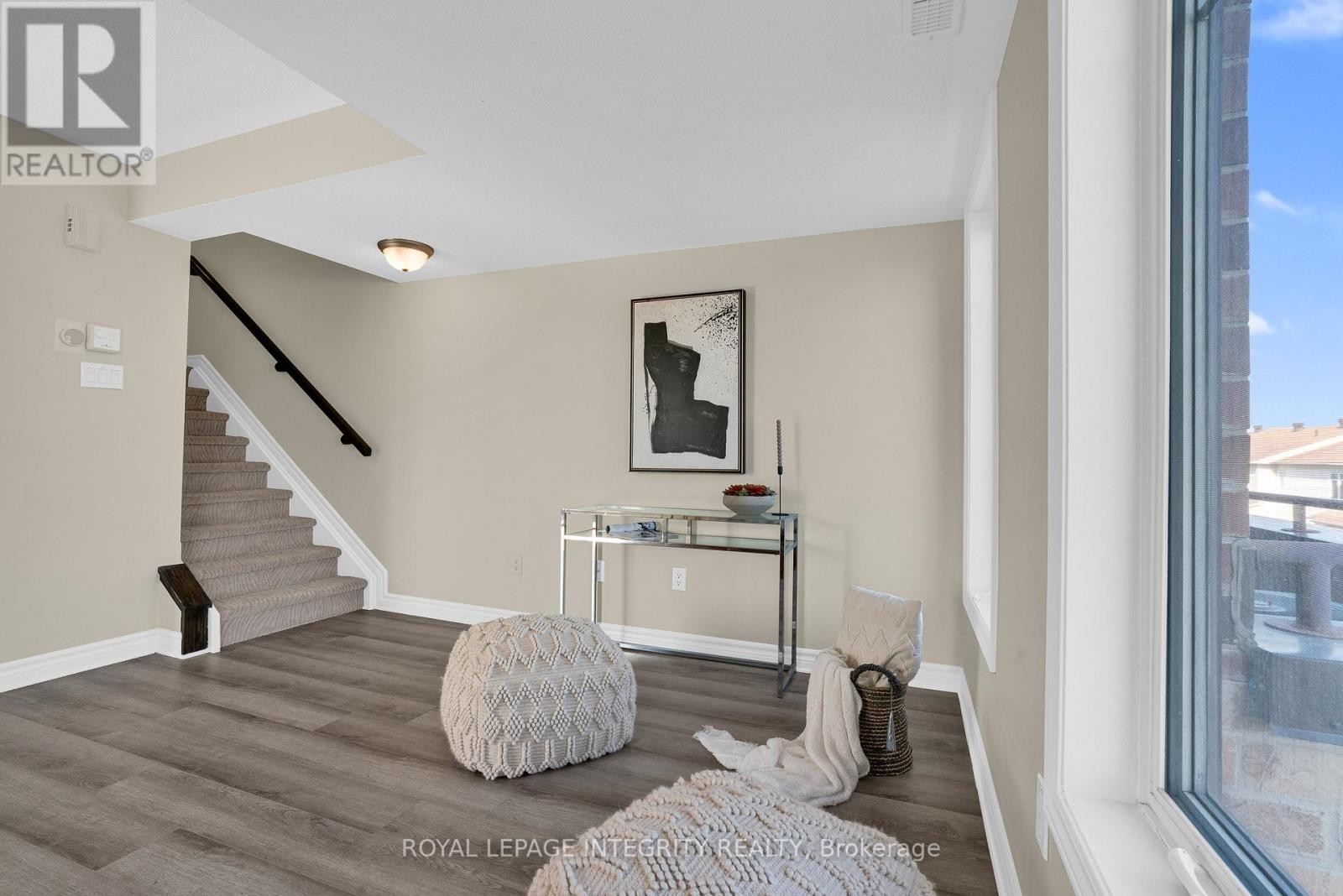 












D - 780 CHAPMAN MILLS DRIVE

,
Ottawa,




Ontario
K2J0V4

