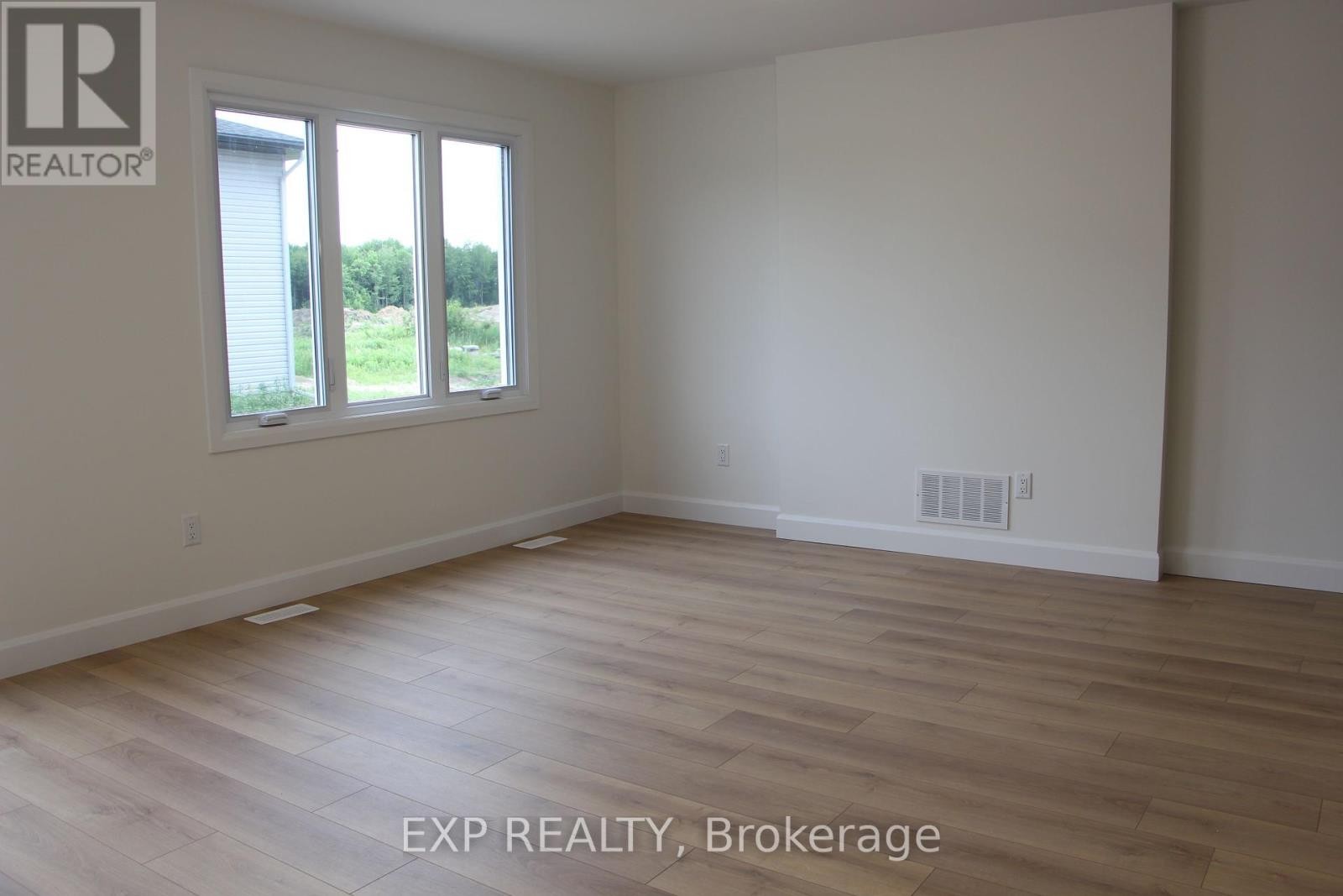 












316 HAZEL CRESCENT

,
The Nation,




Ontario
K0A2M0

